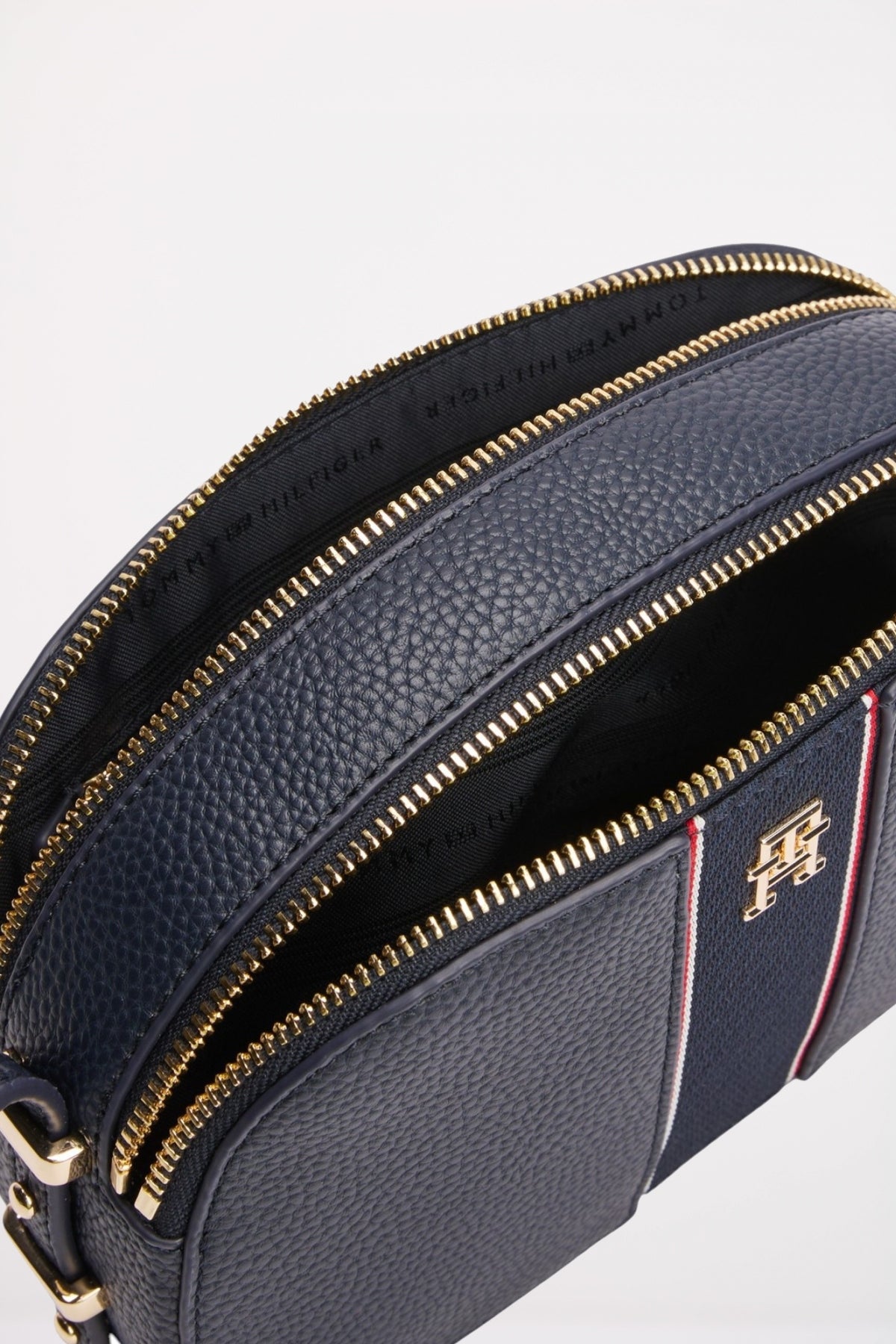 TOMMY HILFIGER TH LEGACY CAMERA BAG en color AZUL (3)