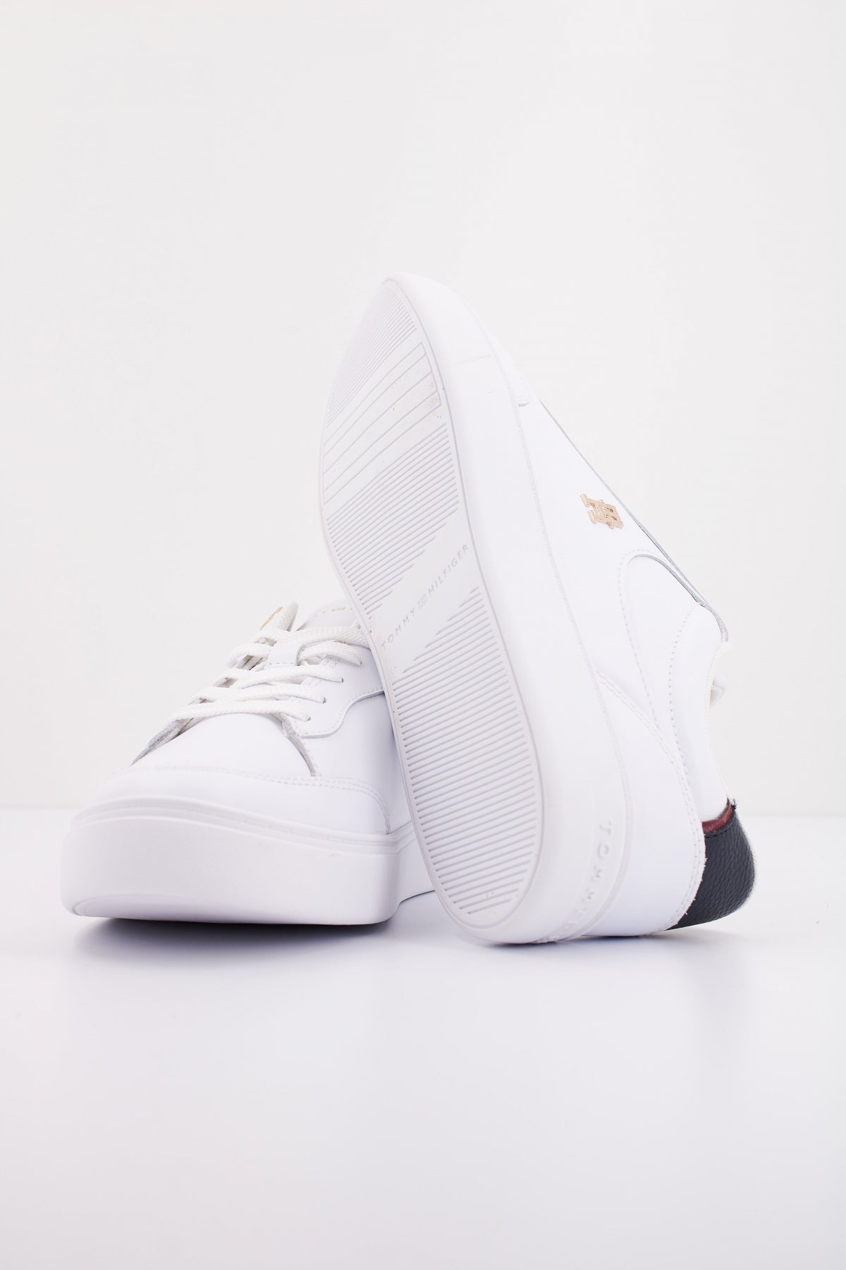TOMMY HILFIGER FWFW en color BLANCO (5)