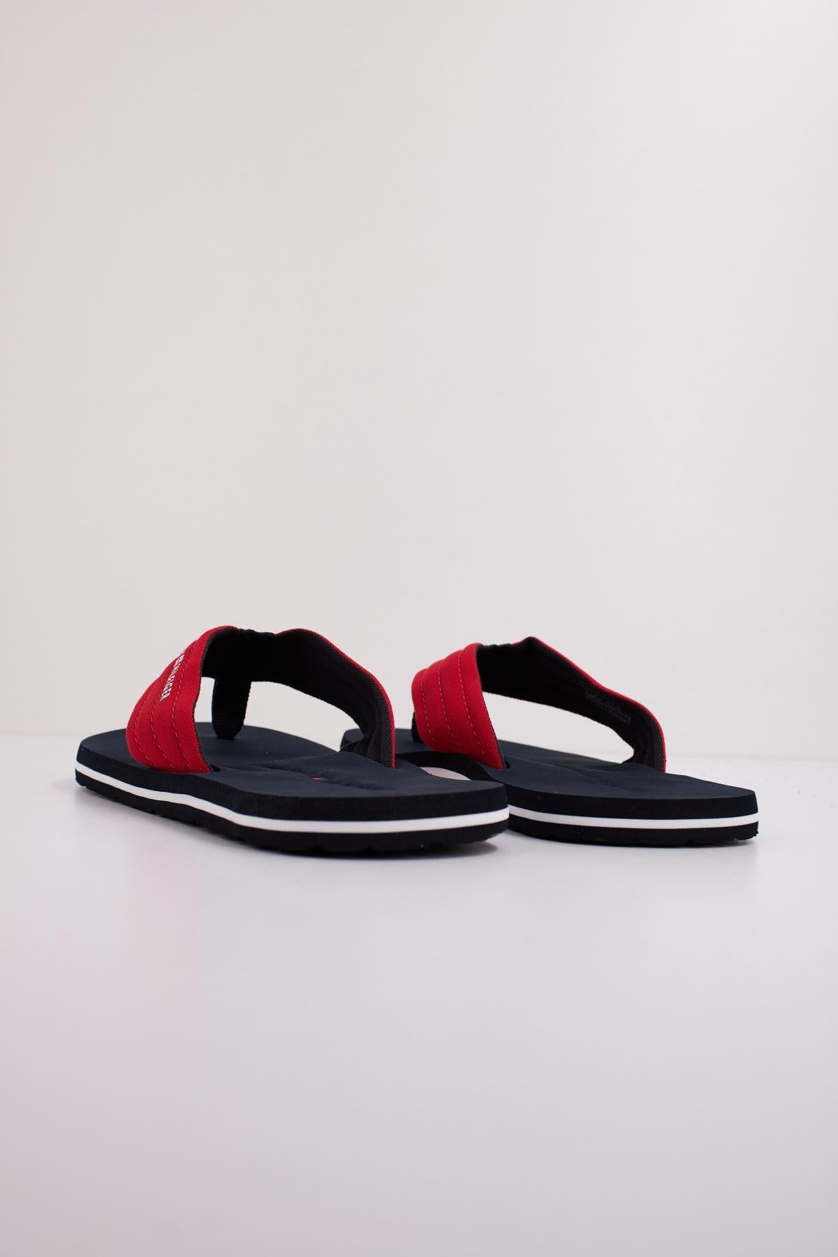 TOMMY HILFIGER HILFIGER NYC BEACH SANDAL en color ROJO (4)