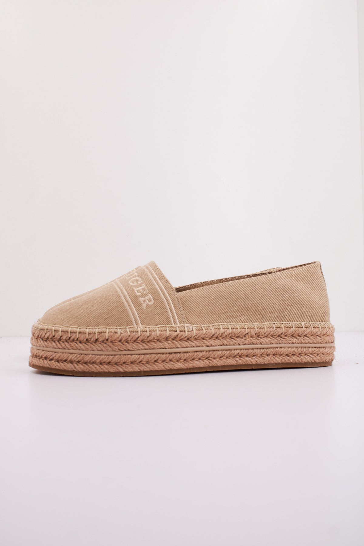 TOMMY HILFIGER FWFW en color MARRON CLARO (1)