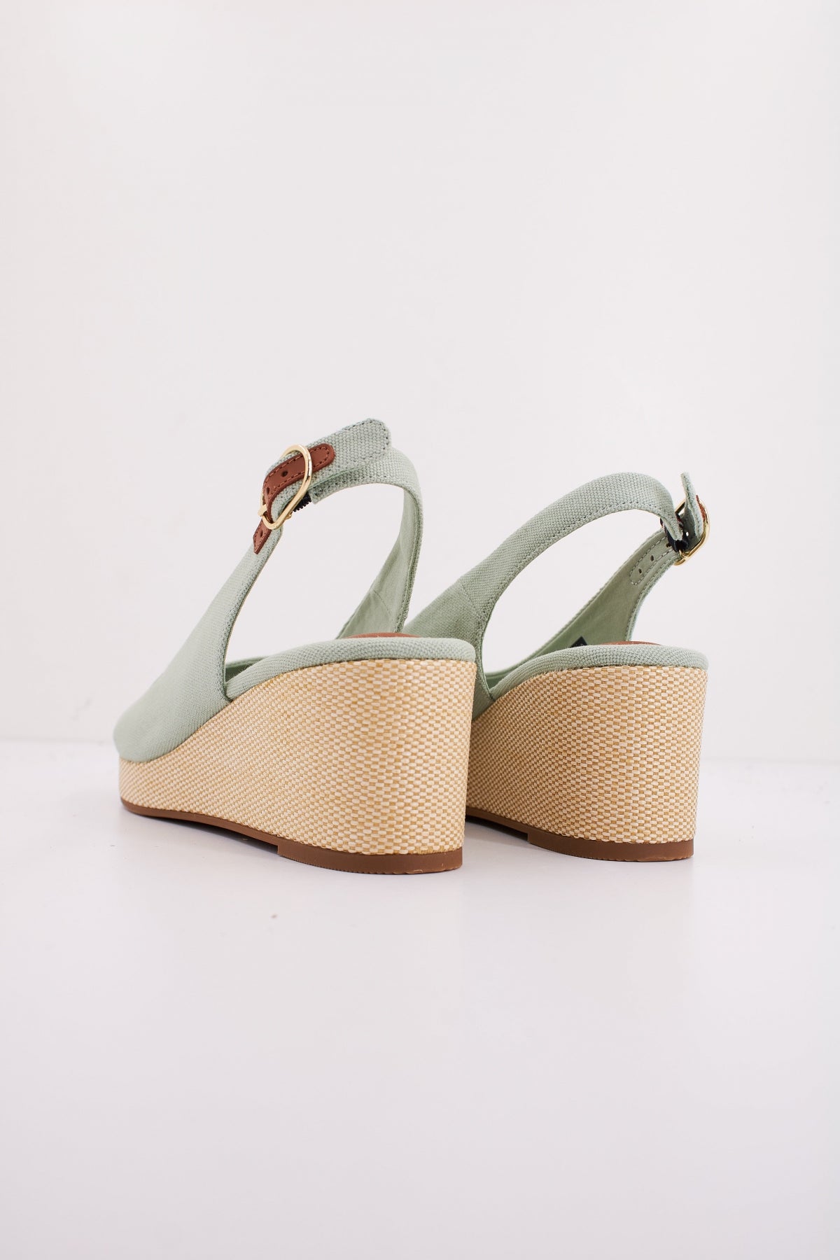 TOMMY HILFIGER FWFW en color VERDE (4)