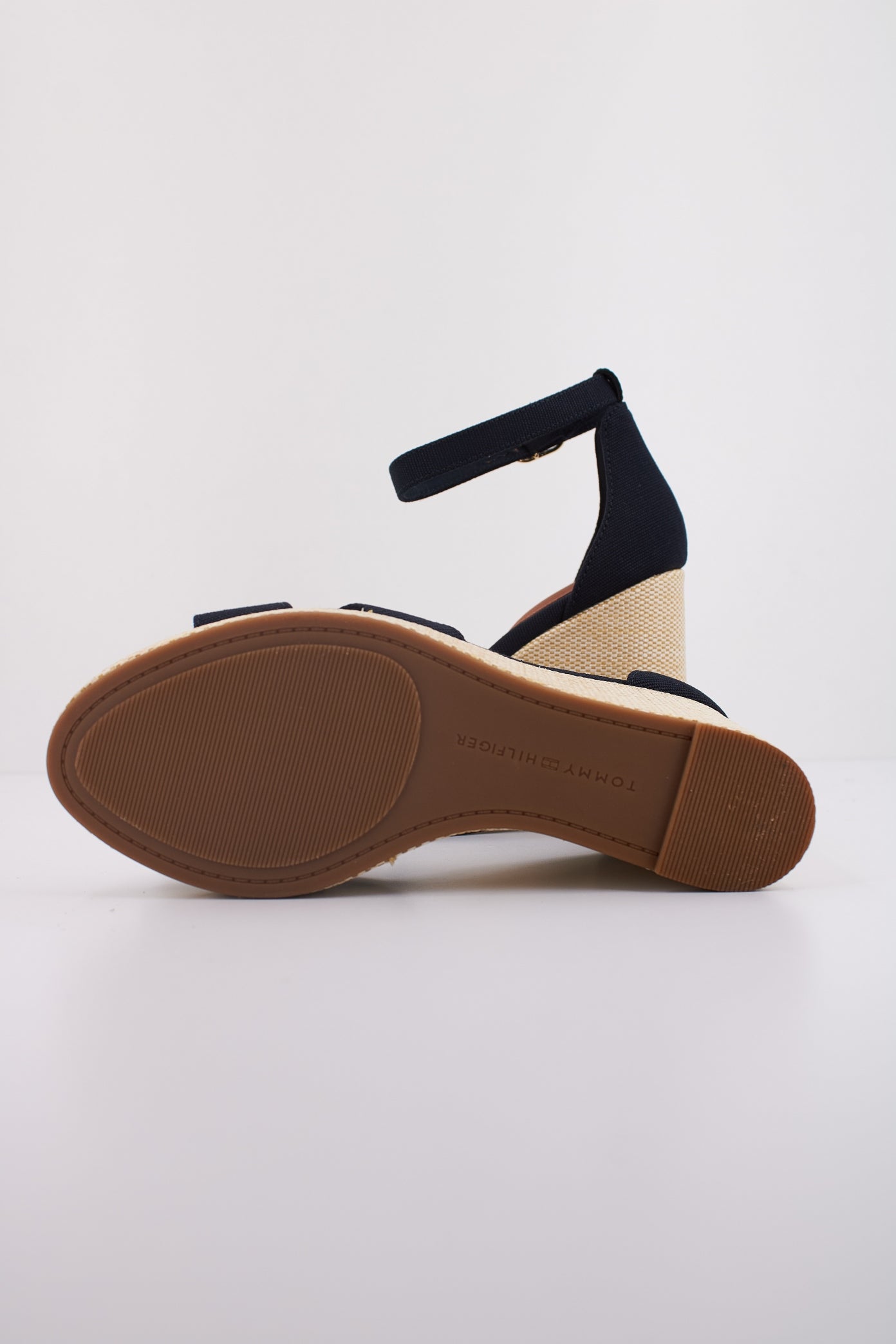 TOMMY HILFIGER en color AZUL (5)