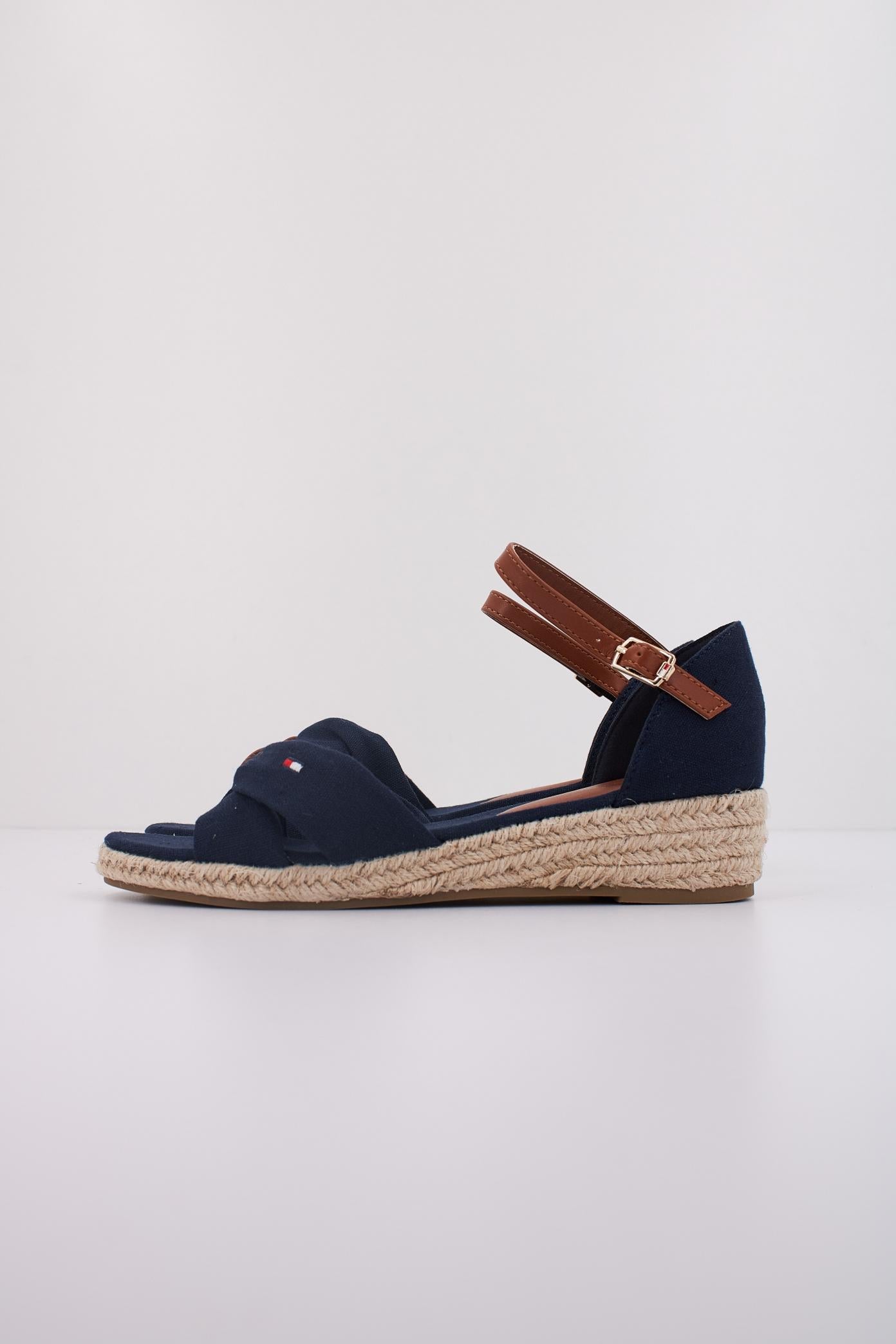 TOMMY HILFIGER TA en color AZUL (1)
