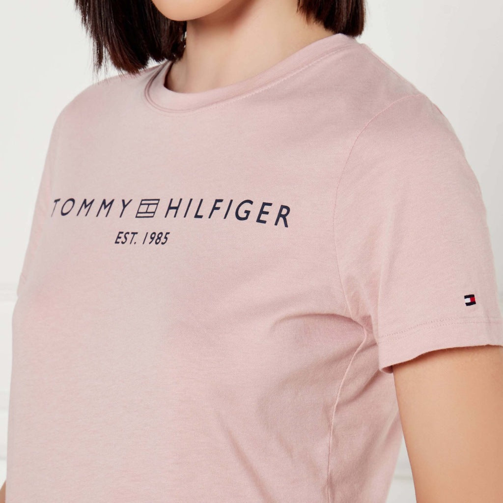 TOMMY HILFIGER REG CORP LOGO C-NK SS en color ROSA (3)