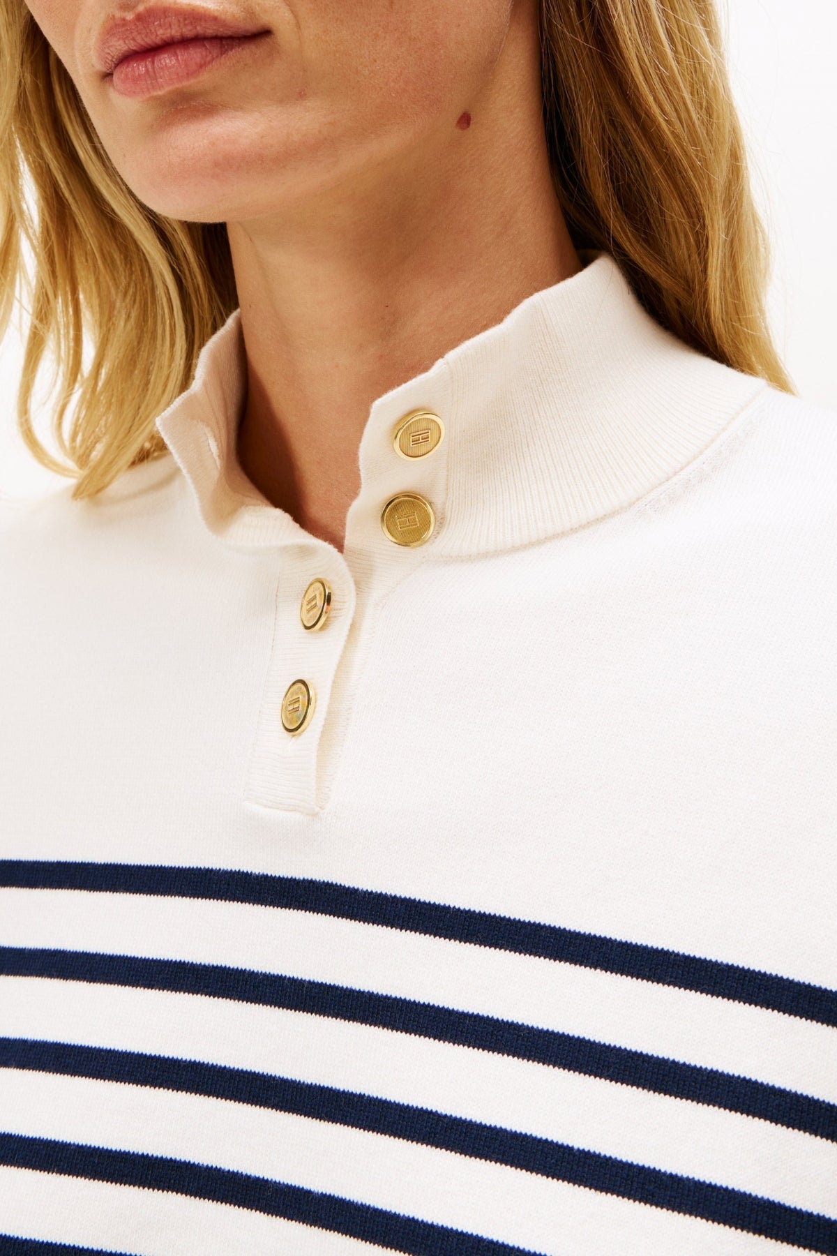 TOMMY HILFIGER en color BLANCO (2)