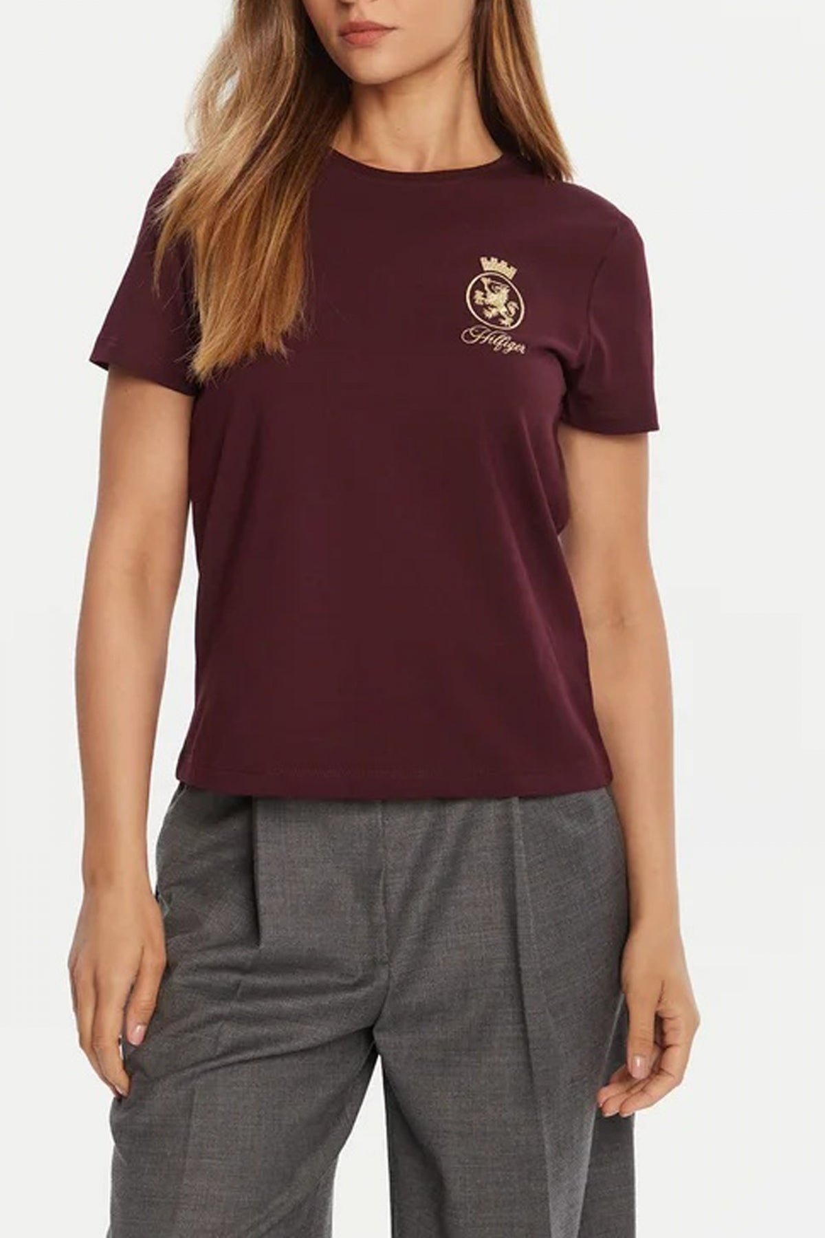 TOMMY HILFIGER GOLD CREST REG SS TEE en color BURDEOS (1)