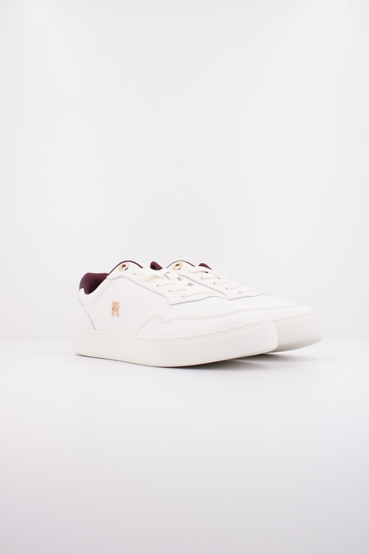 TOMMY HILFIGER ELEVATED COURT SNEAKER en color BLANCO (2)
