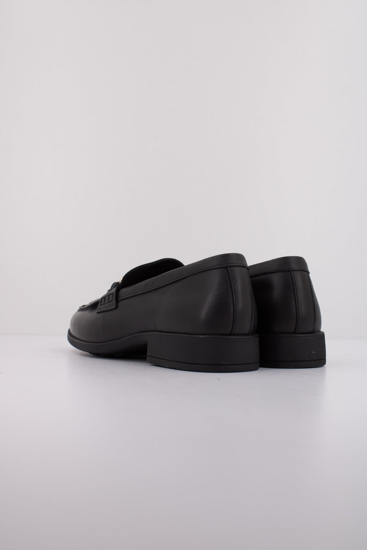 TOMMY HILFIGER FWFW en color NEGRO (4)