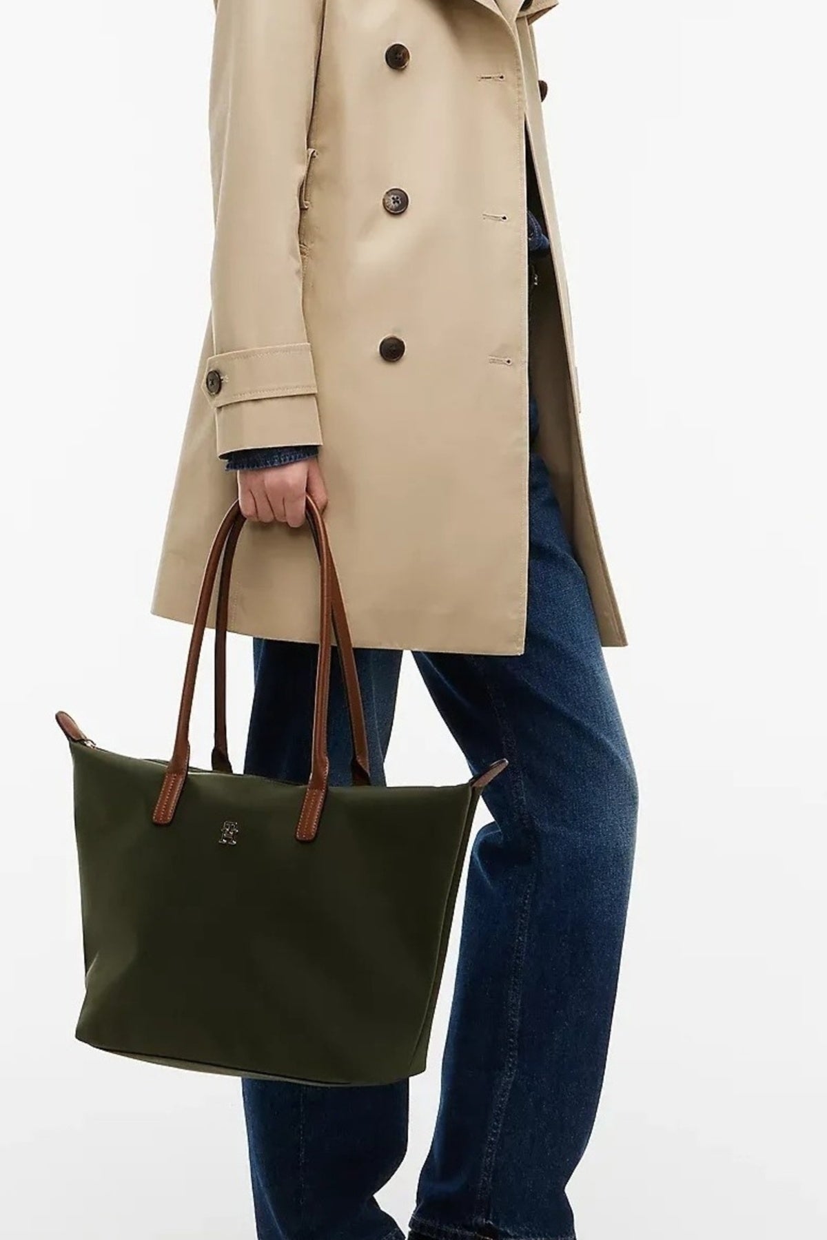 TOMMY HILFIGER POPETTE TOTE en color VERDE (1)