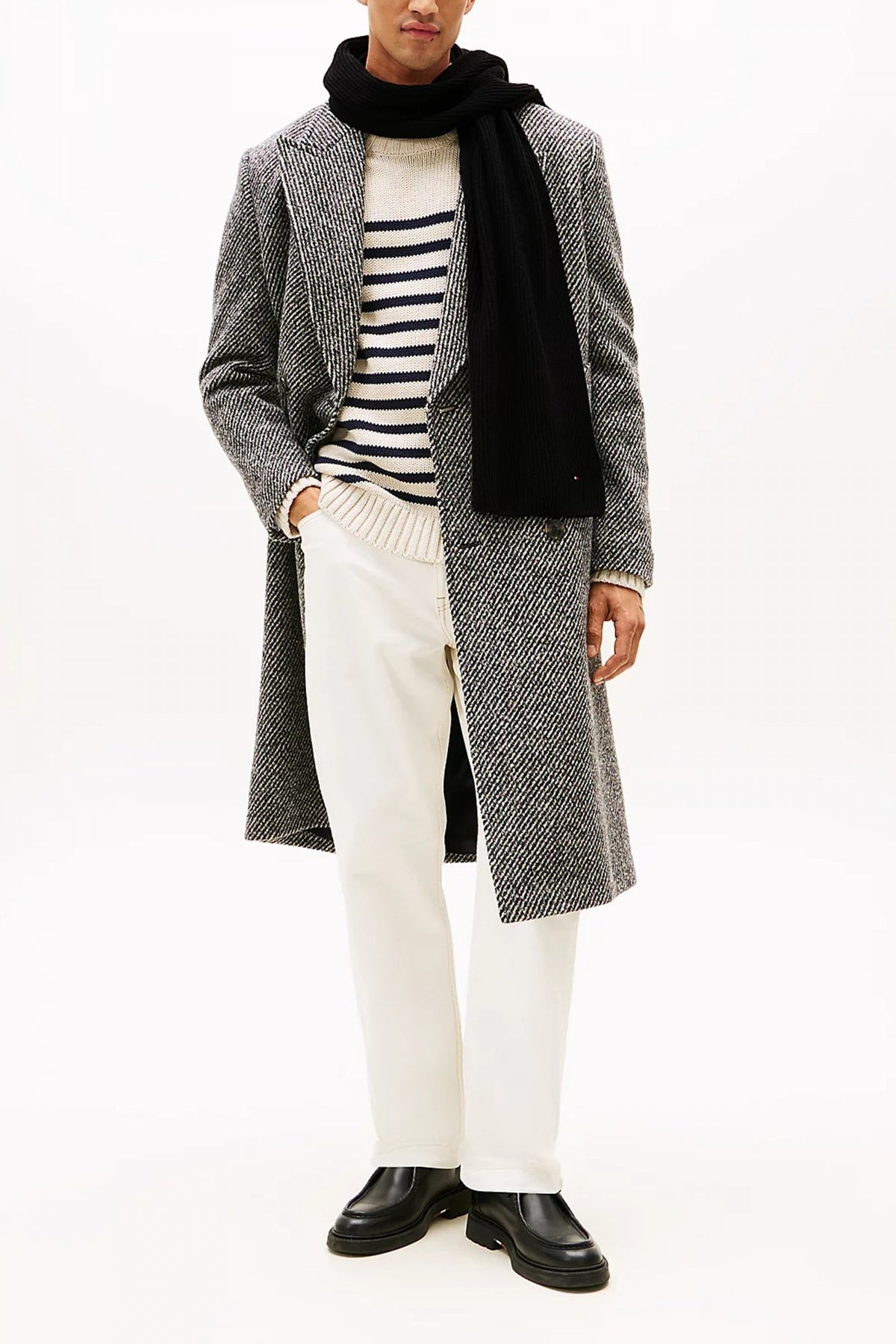 TOMMY HILFIGER TH FLAG PIMA COTTON CASH en color NEGRO (3)