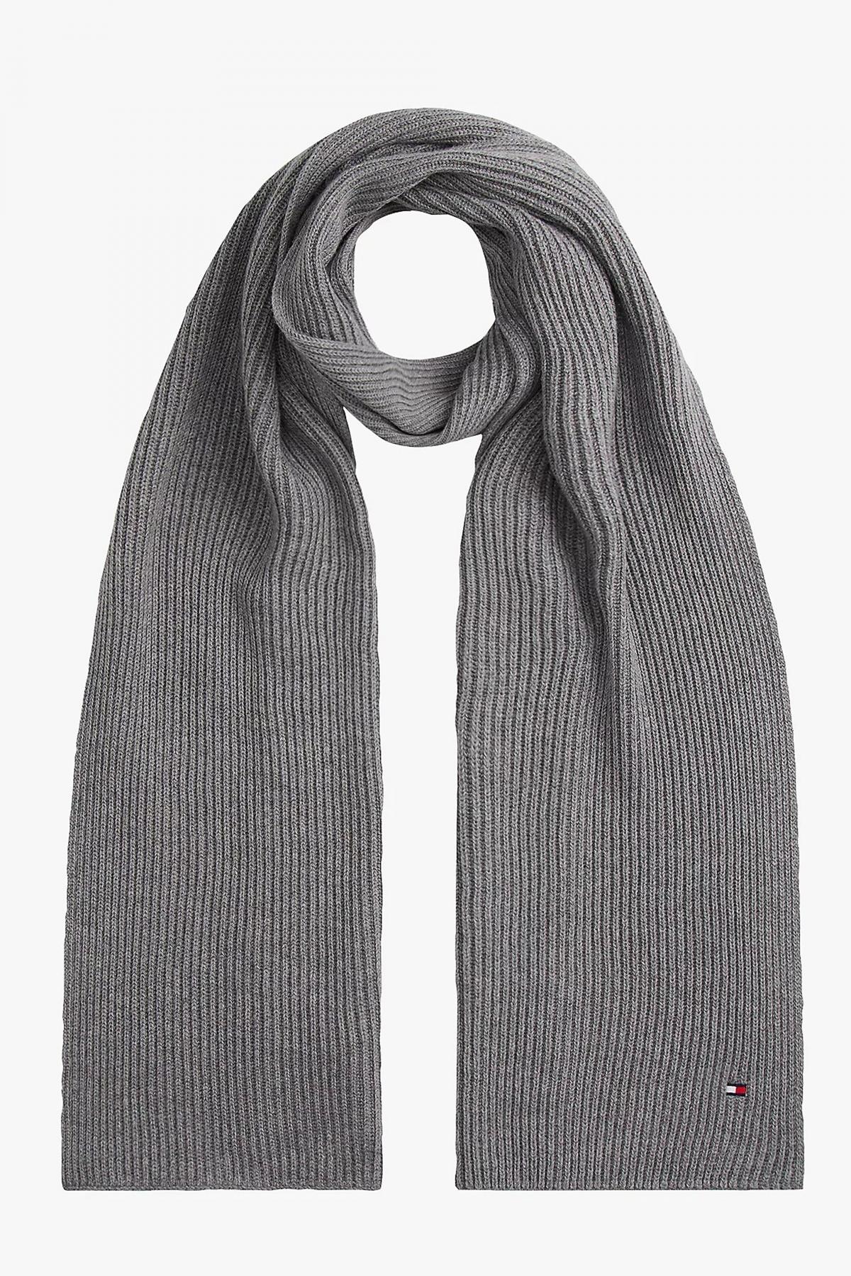 TOMMY HILFIGER TH FLAG PIMA COTTON CASH en color GRIS (1)