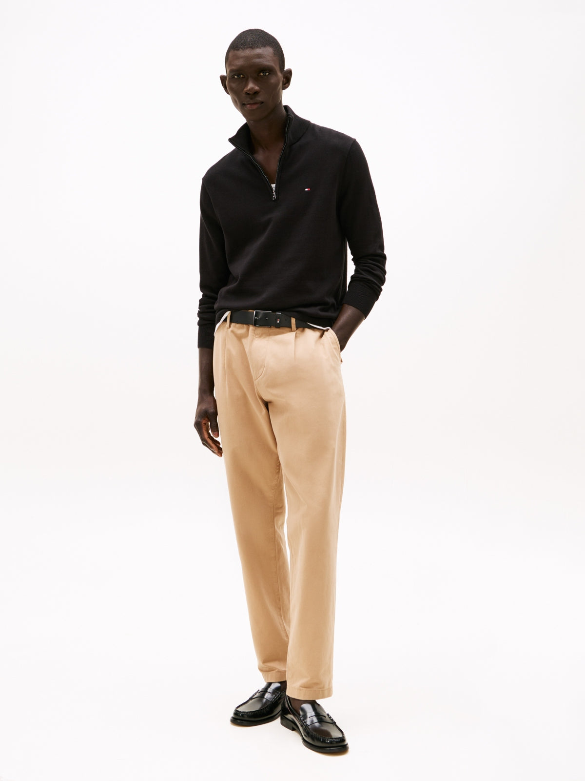 TOMMY HILFIGER MWMW ESSENTIAL COTTON ZIP MOC en color NEGRO (1)