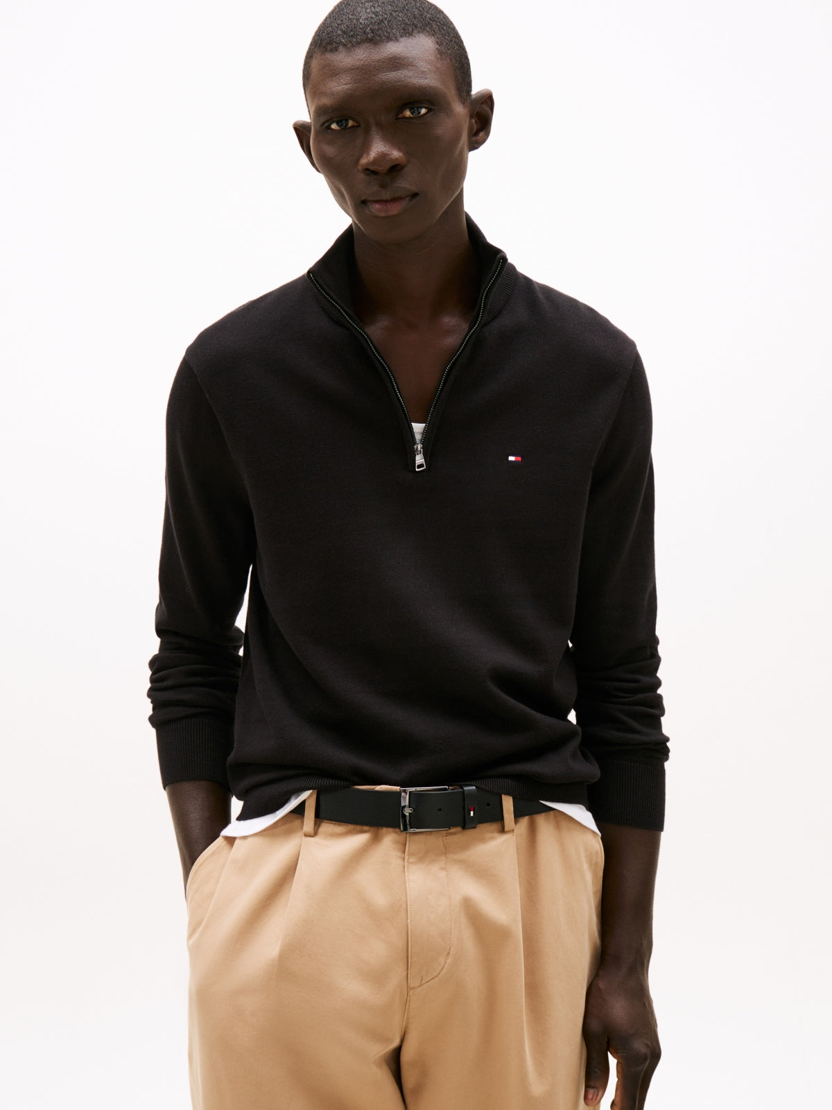 TOMMY HILFIGER MWMW ESSENTIAL COTTON ZIP MOC en color NEGRO (3)