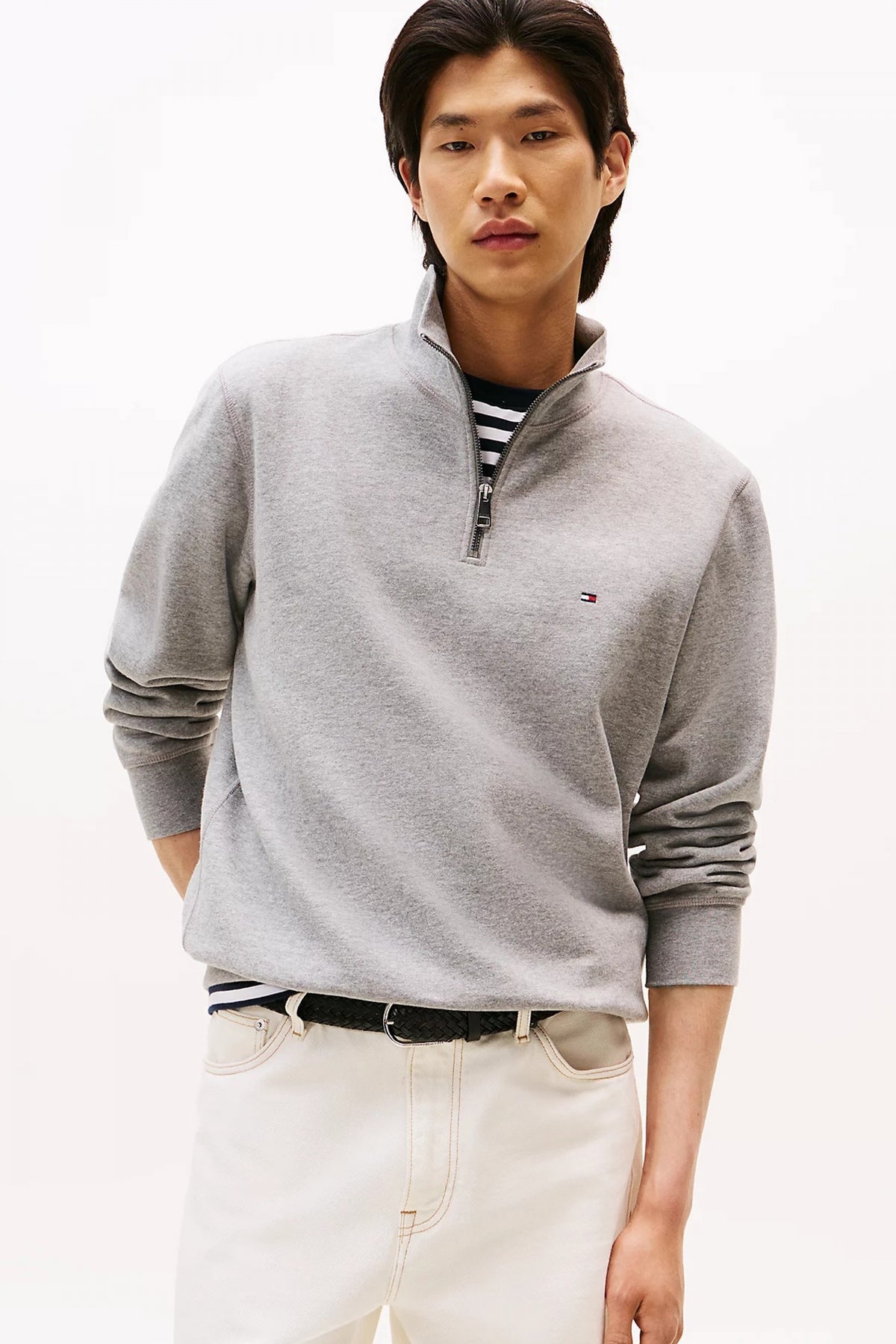 TOMMY HILFIGER ESSENTIAL COTTON ZIP MOC en color GRIS (1)