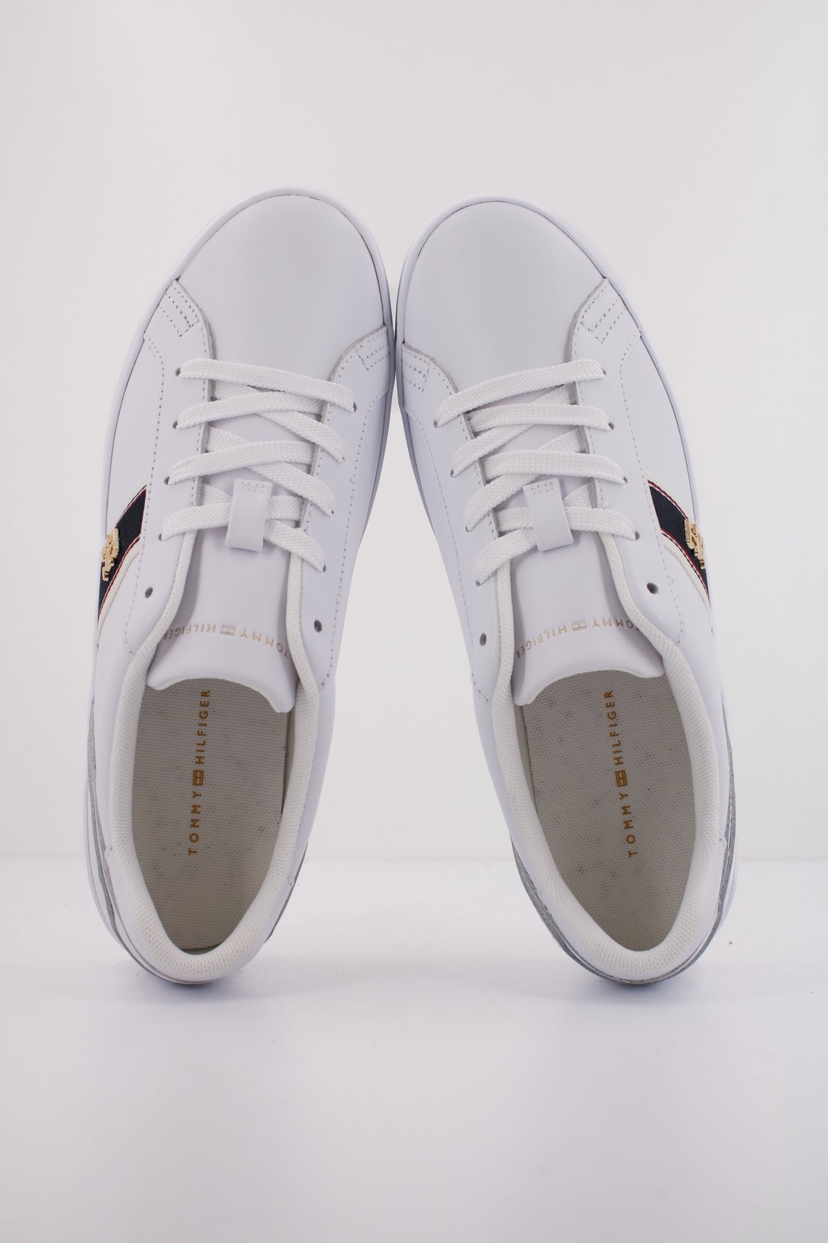 TOMMY HILFIGER KELSEY en color BLANCO (3)