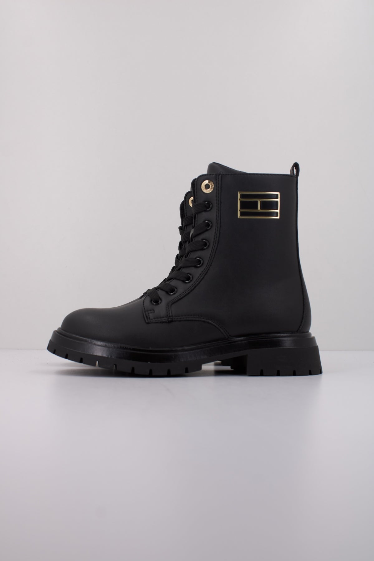 TOMMY HILFIGER BOOTIE ASHLYN en color NEGRO (1)