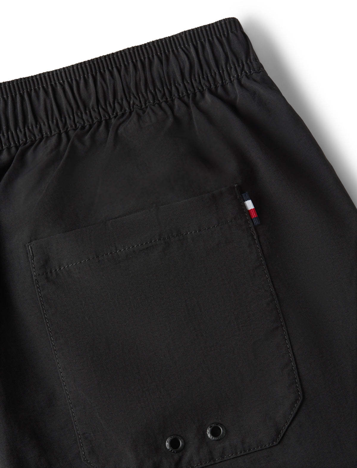 TOMMY HILFIGER UMUM en color NEGRO (8)