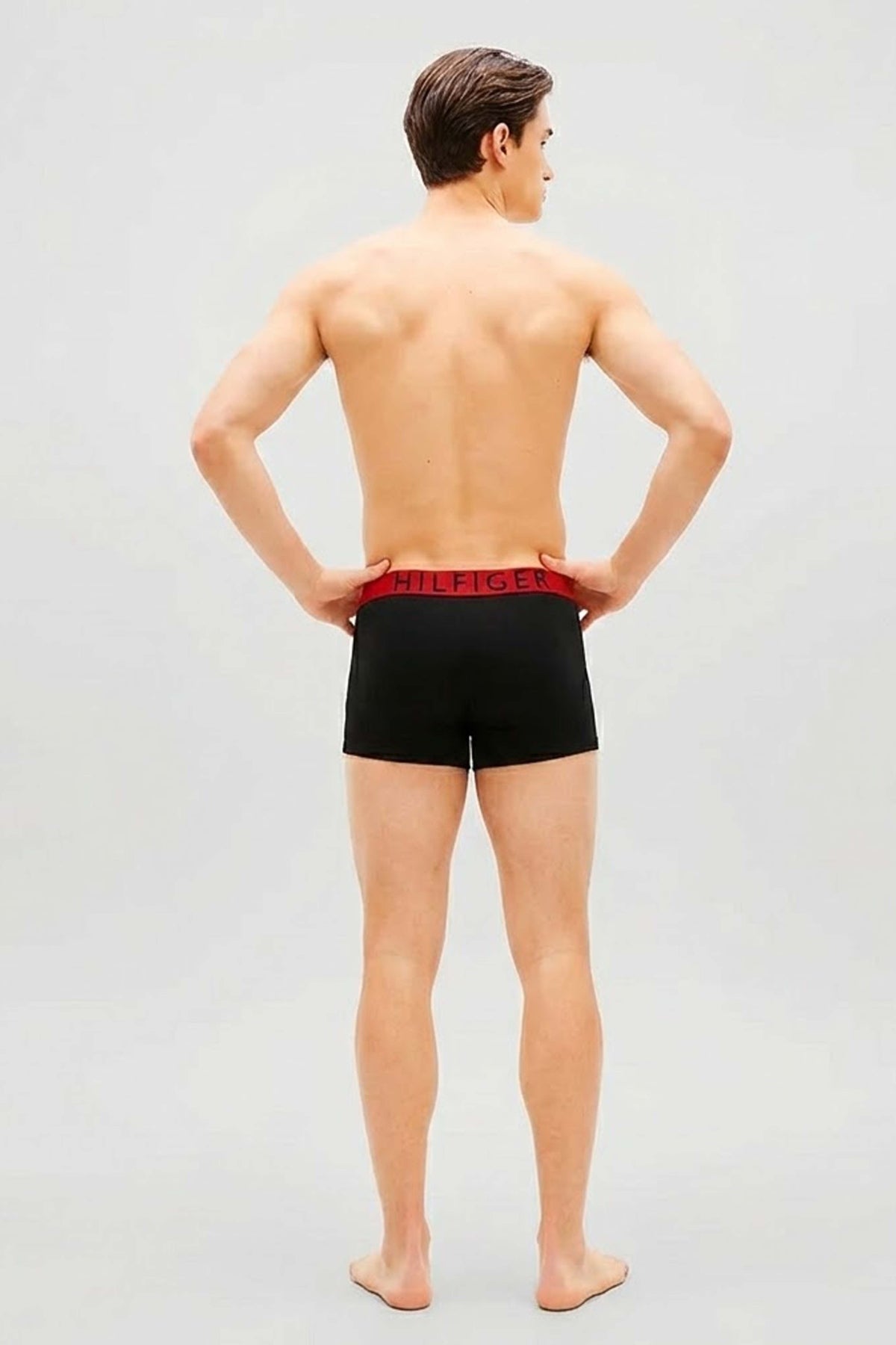 TOMMY HILFIGER UMUM en color NEGRO (2)