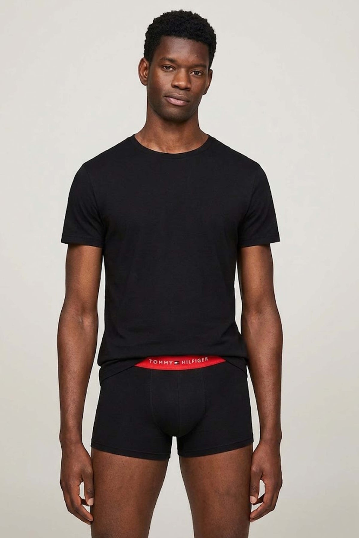 TOMMY HILFIGER UMUM en color NEGRO (1)