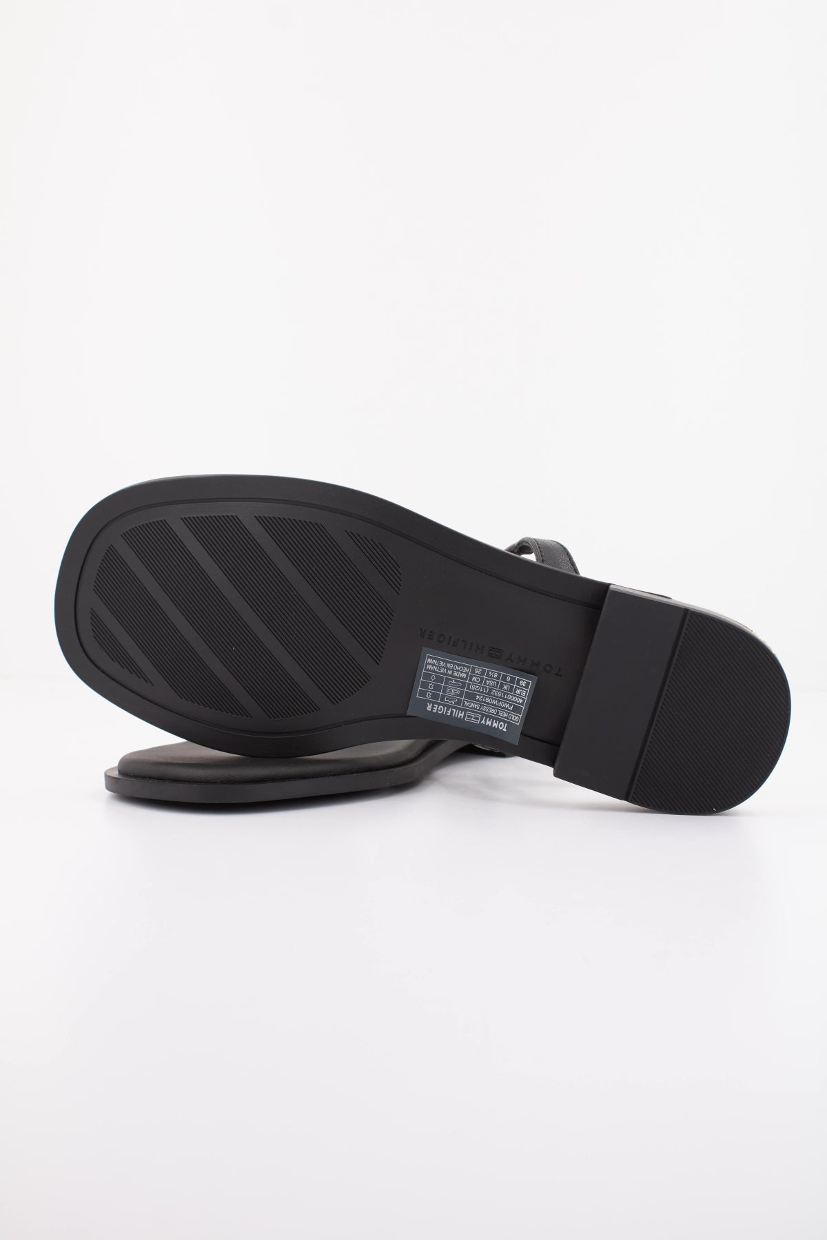 TOMMY HILFIGER FWFW en color NEGRO (5)
