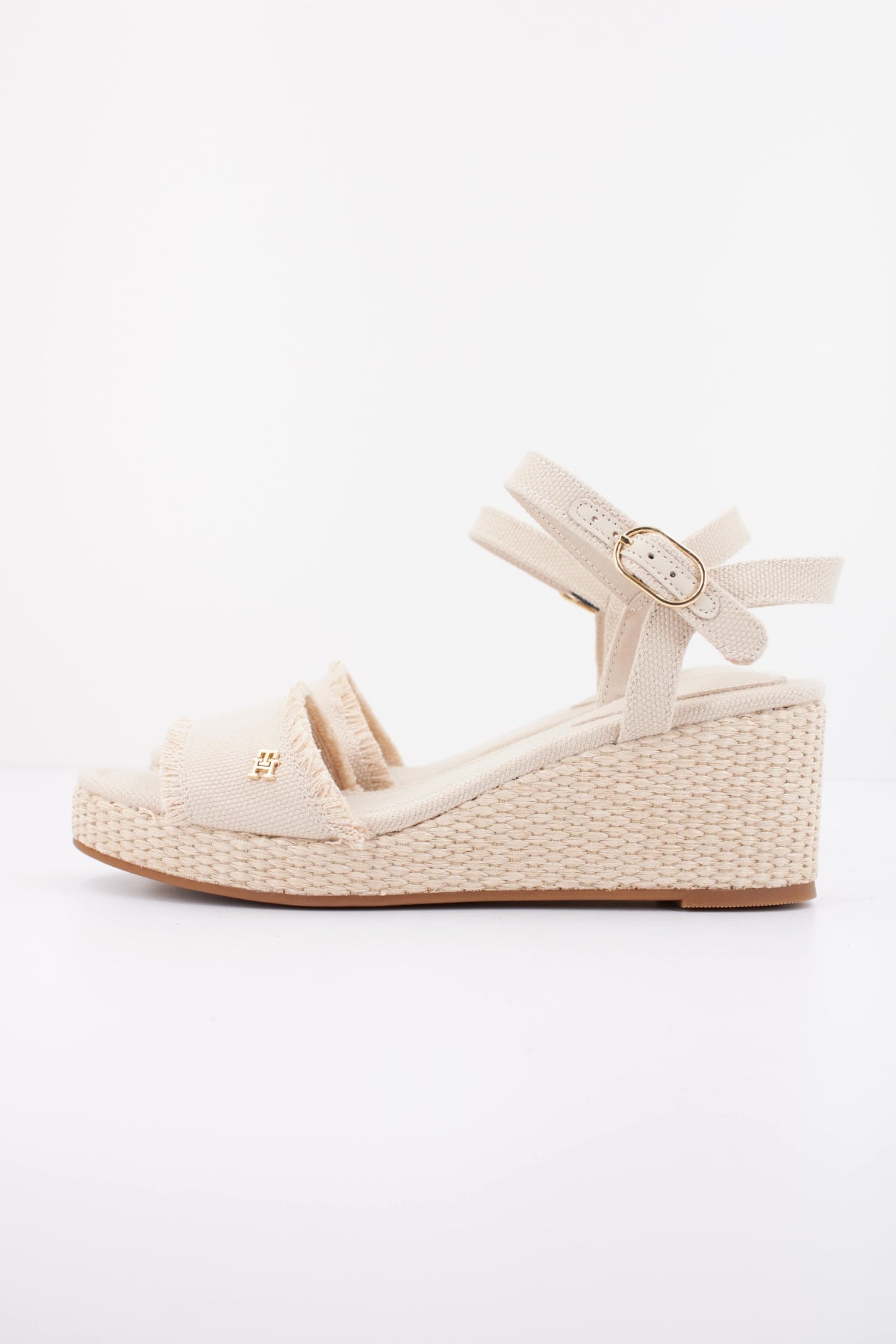 TOMMY HILFIGER EILEEN en color BEIS (1)