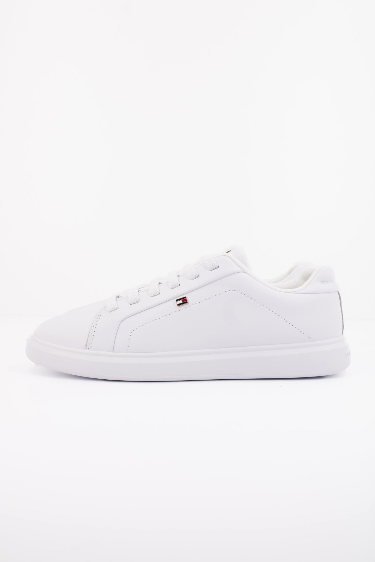 TOMMY HILFIGER ICON LIGHT W en color BLANCO (1)