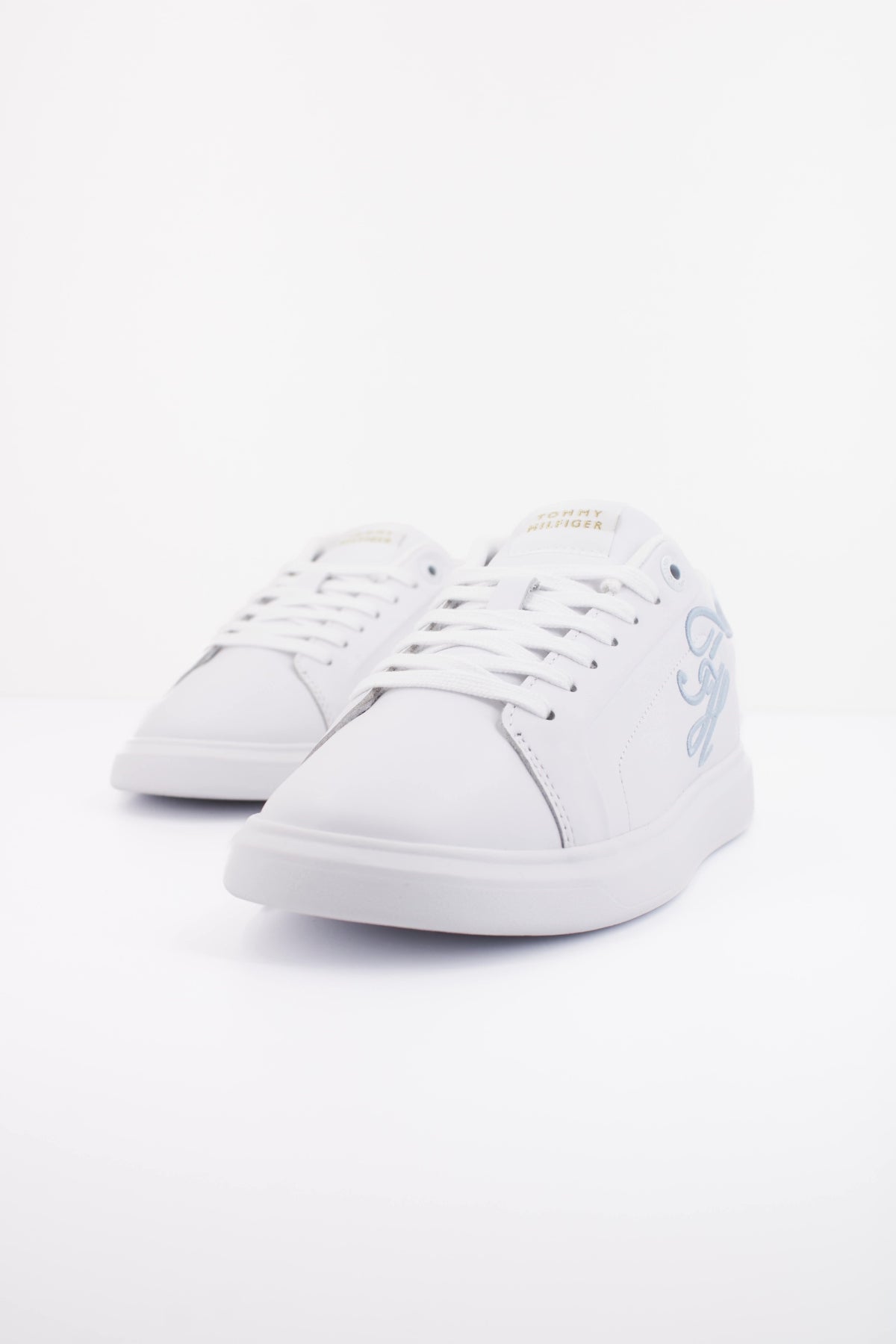 TOMMY HILFIGER ICON LIGHT W en color BLANCO (2)