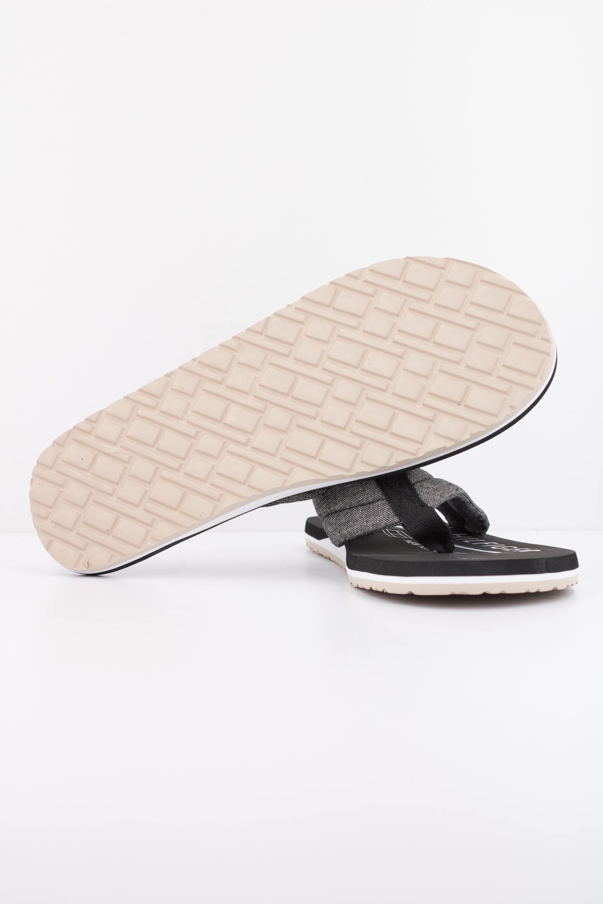 TOMMY HILFIGER CHAMBRAY BEACH en color NEGRO (5)