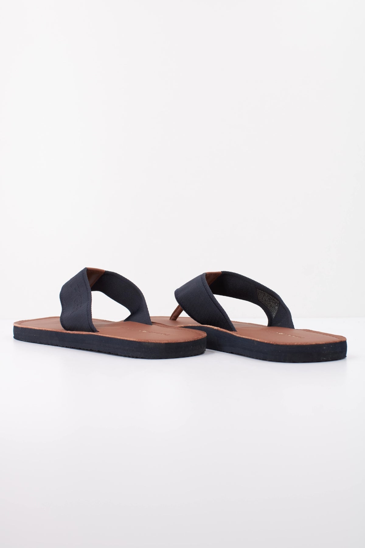 TOMMY HILFIGER HILFIGER LEATHER BEACH en color AZUL (4)