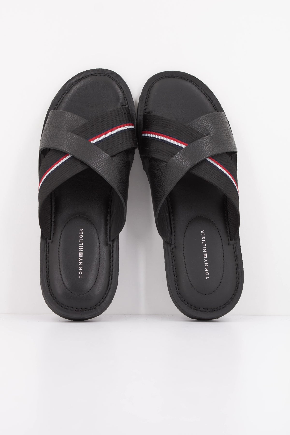 TOMMY HILFIGER CORE HILFIGER LTH CRISS en color NEGRO (3)