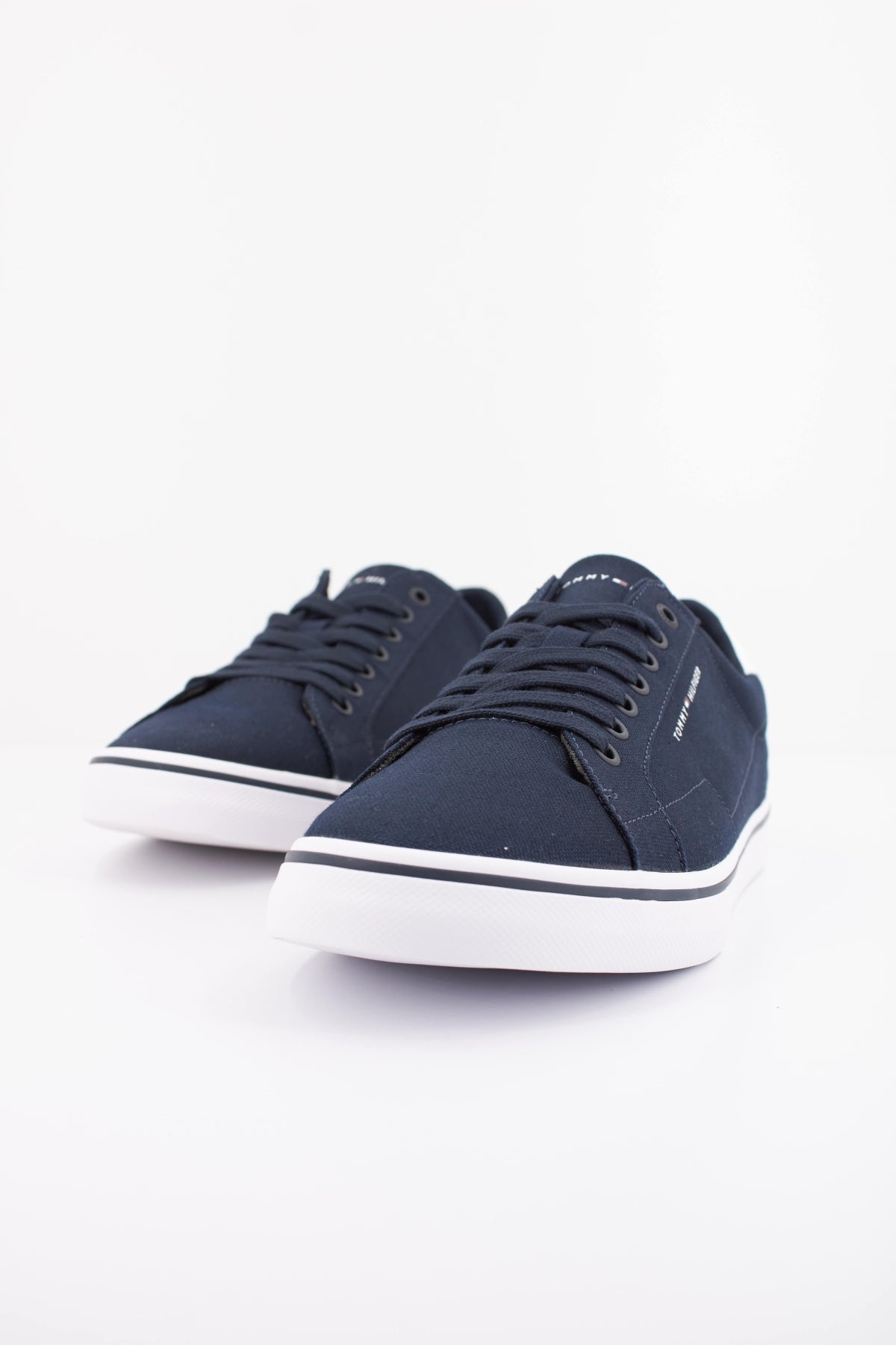 TOMMY HILFIGER VULC CORE LONG LACE en color AZUL (2)