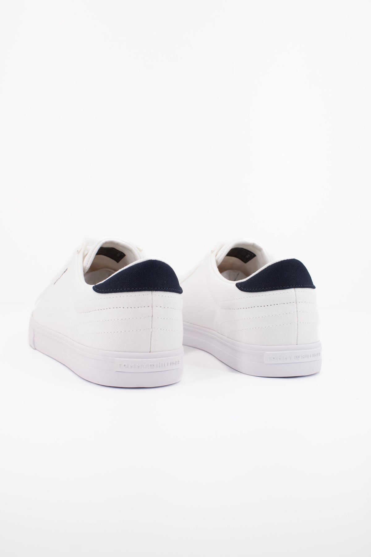 TOMMY HILFIGER VULC CORE LONG LACE en color BLANCO (4)