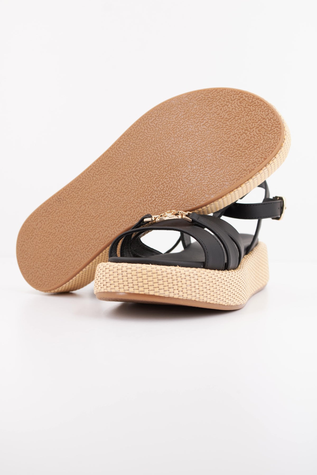 TOMMY HILFIGER TA en color NEGRO (5)