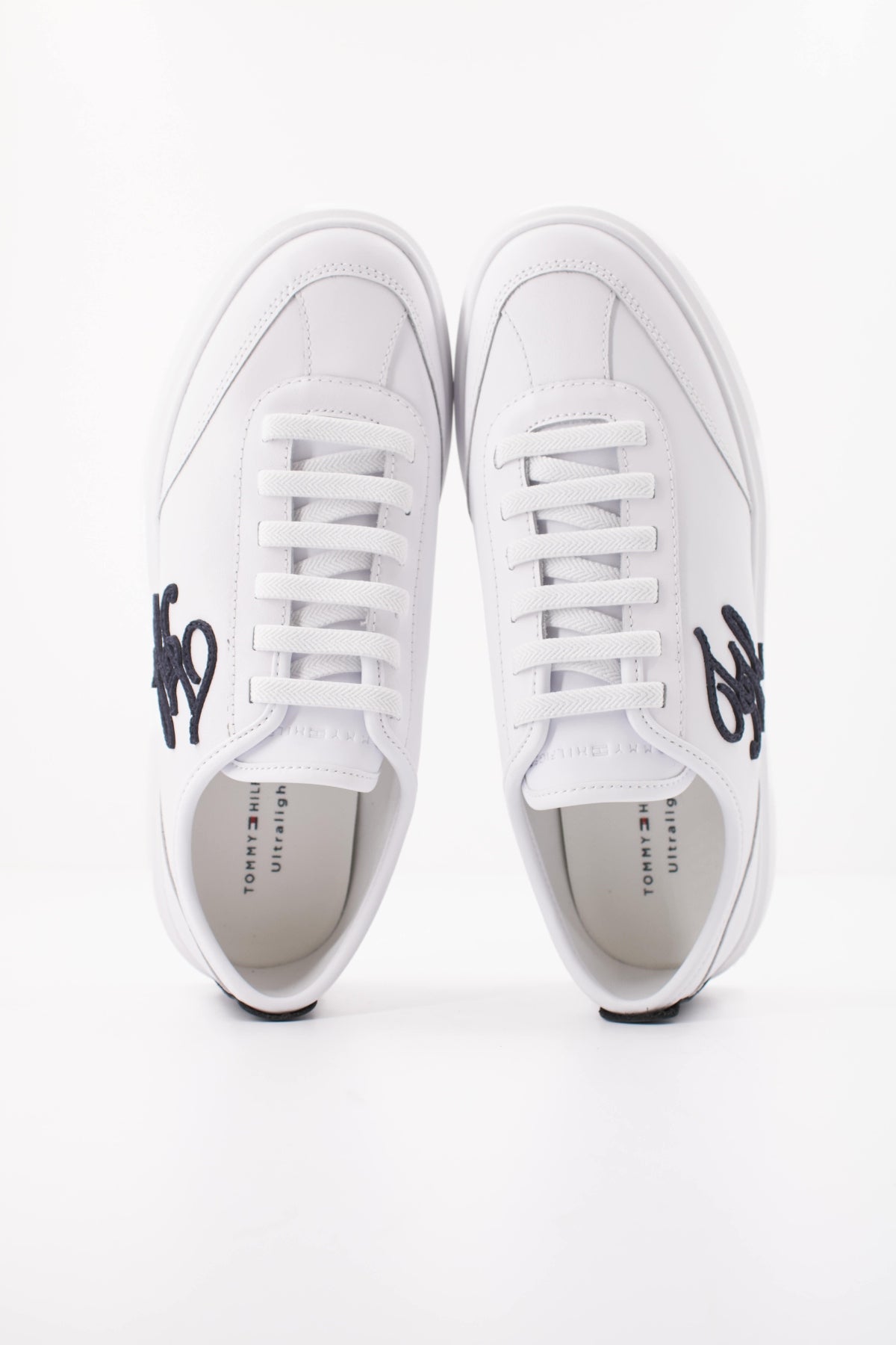 TOMMY HILFIGER ICON COURT LIGHT en color BLANCO (3)