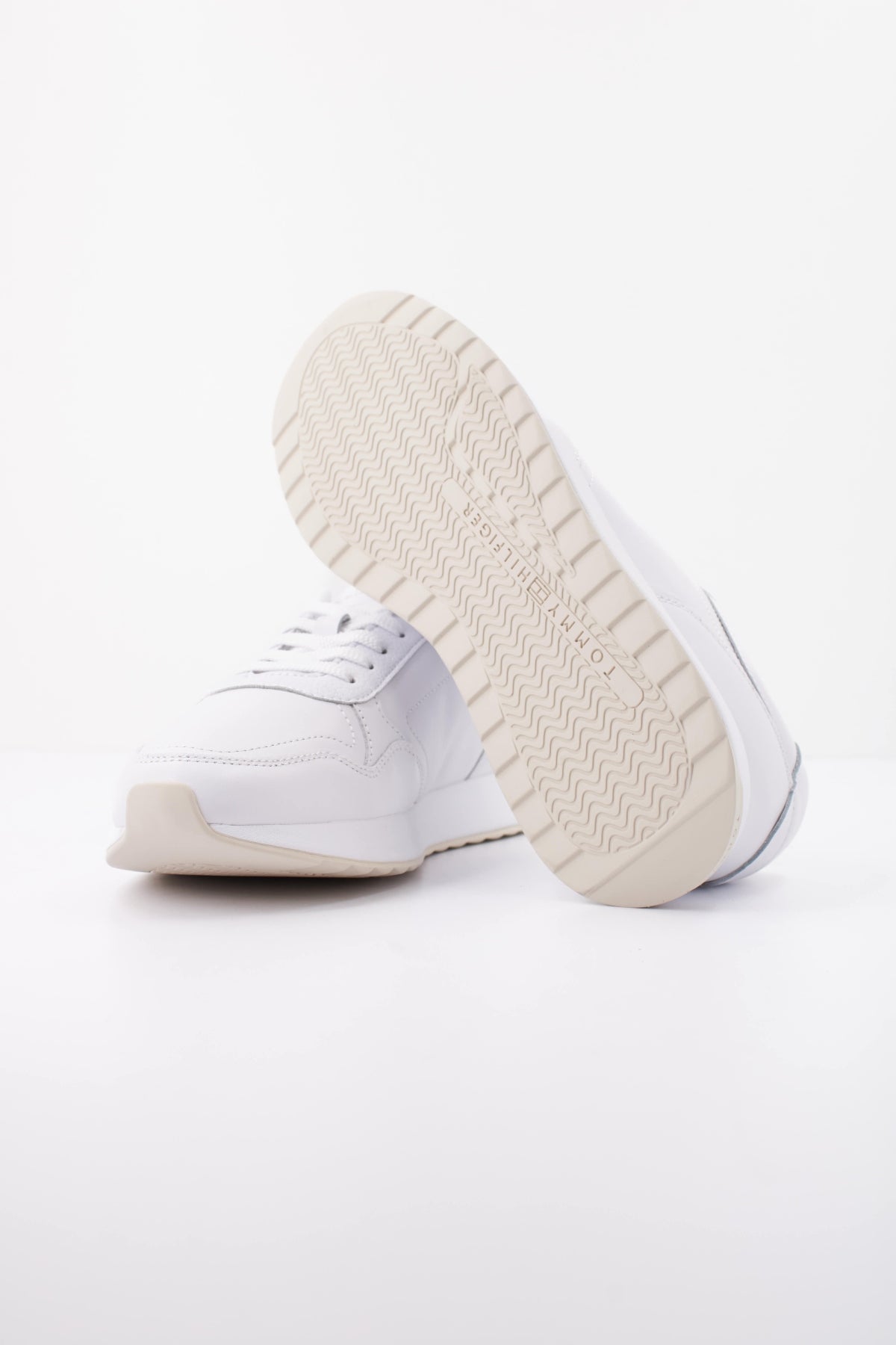 TOMMY HILFIGER FWFW en color BLANCO (5)
