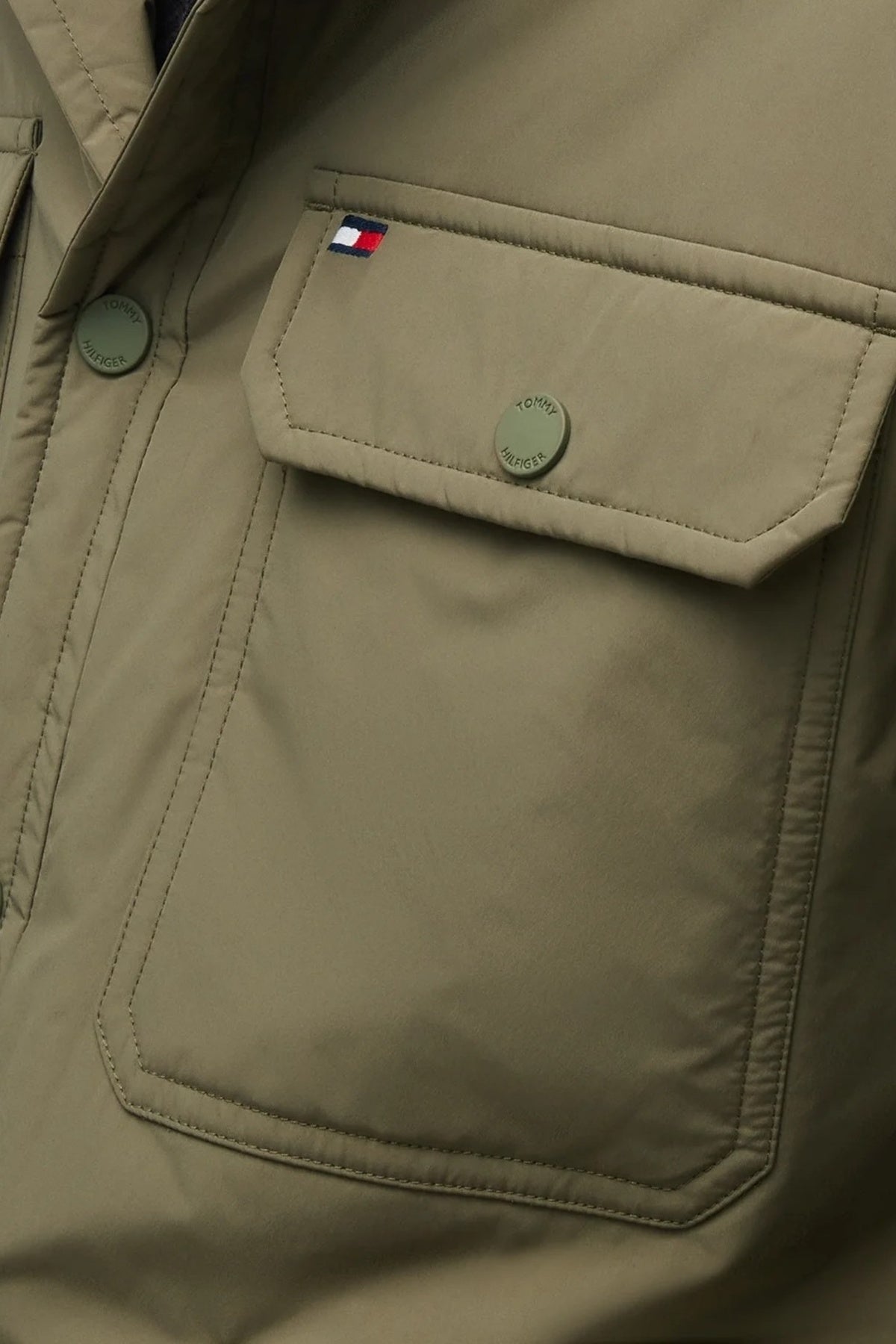 TOMMY HILFIGER MWMW PACKABLE LW SHIRT JACKET en color VERDE (3)