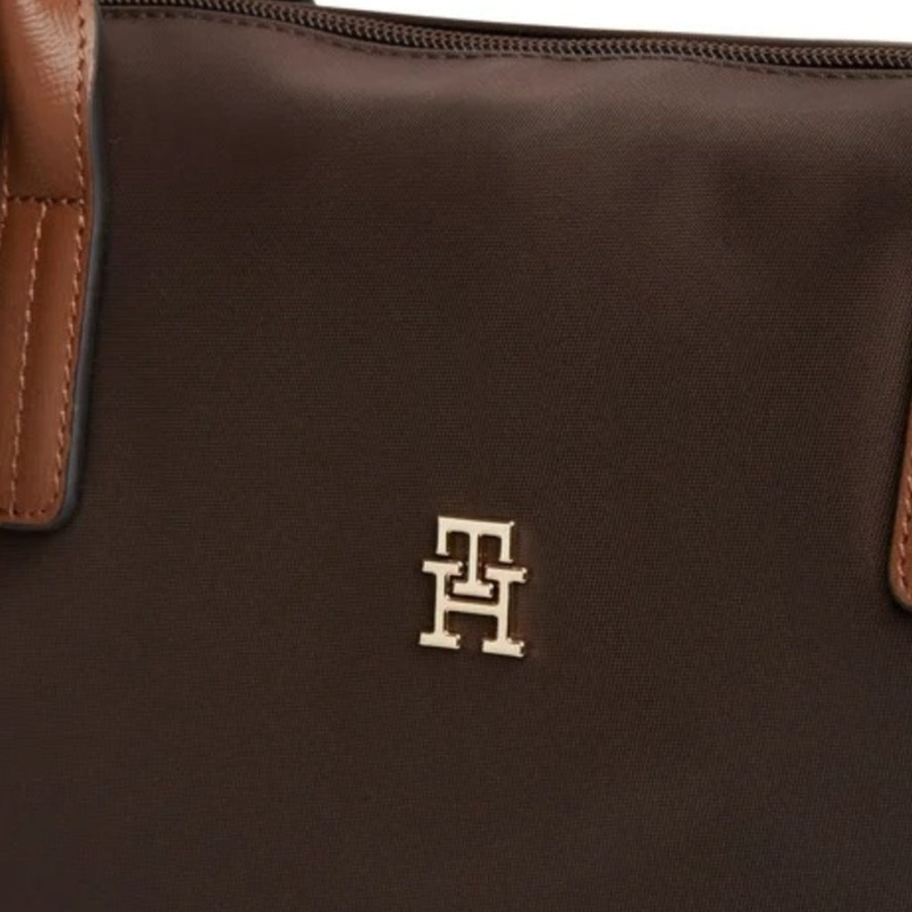 TOMMY HILFIGER AWAW POPETTE EAST WEST TOTE en color (6)