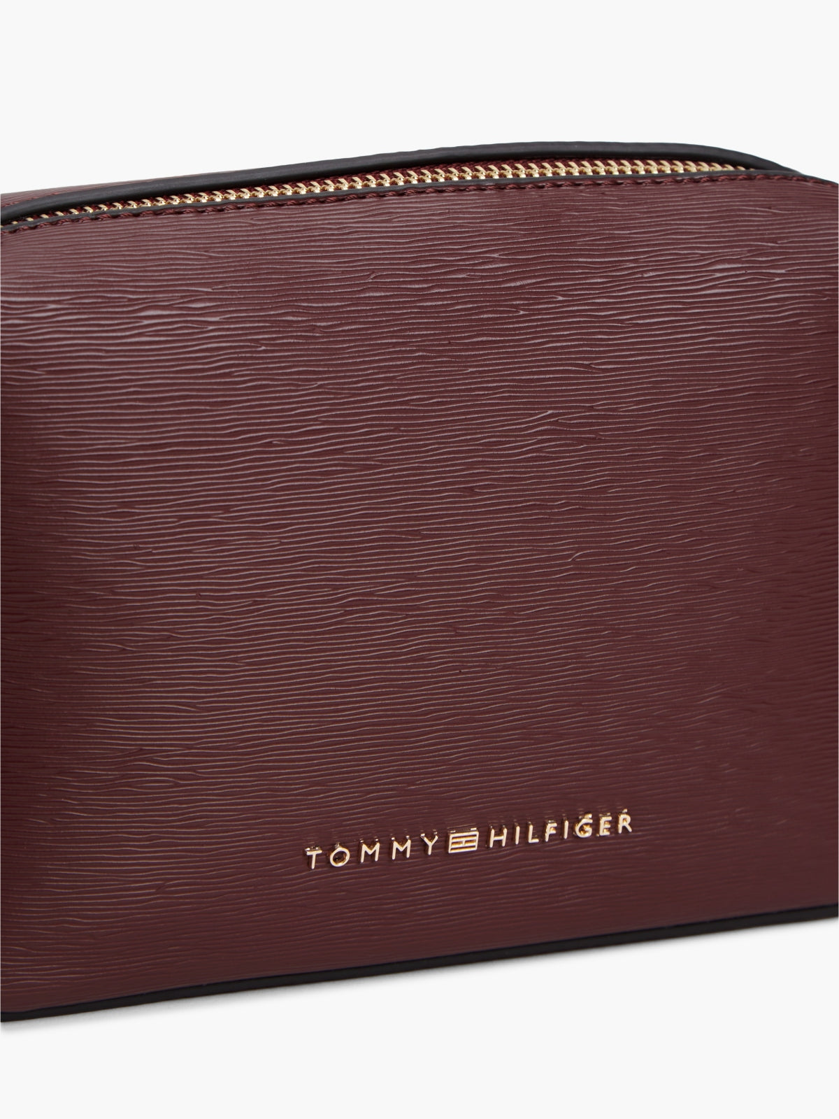 TOMMY HILFIGER AWAW TH MODERN CAMERA BAG en color BURDEOS (4)