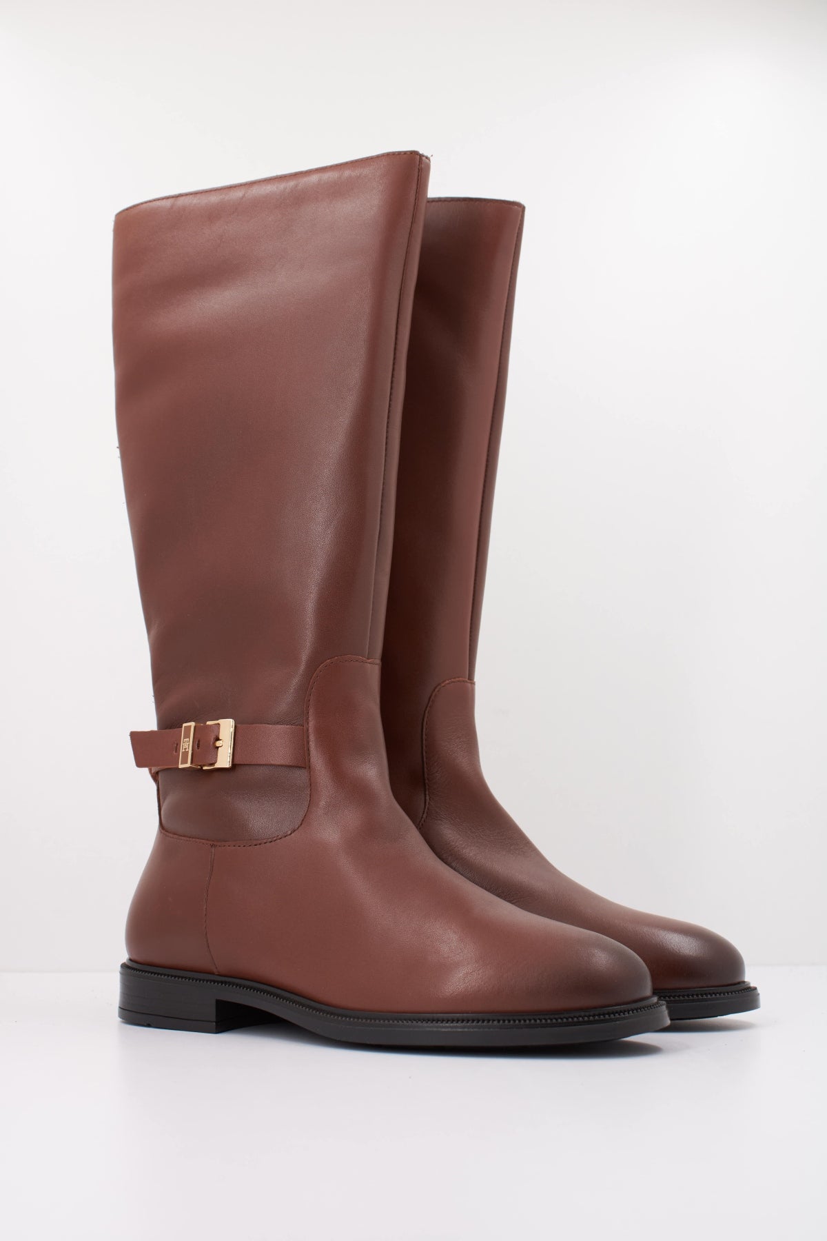 TOMMY HILFIGER FWFW BUCKLE LEATHER KNEE BOOT en color MARRON (2)