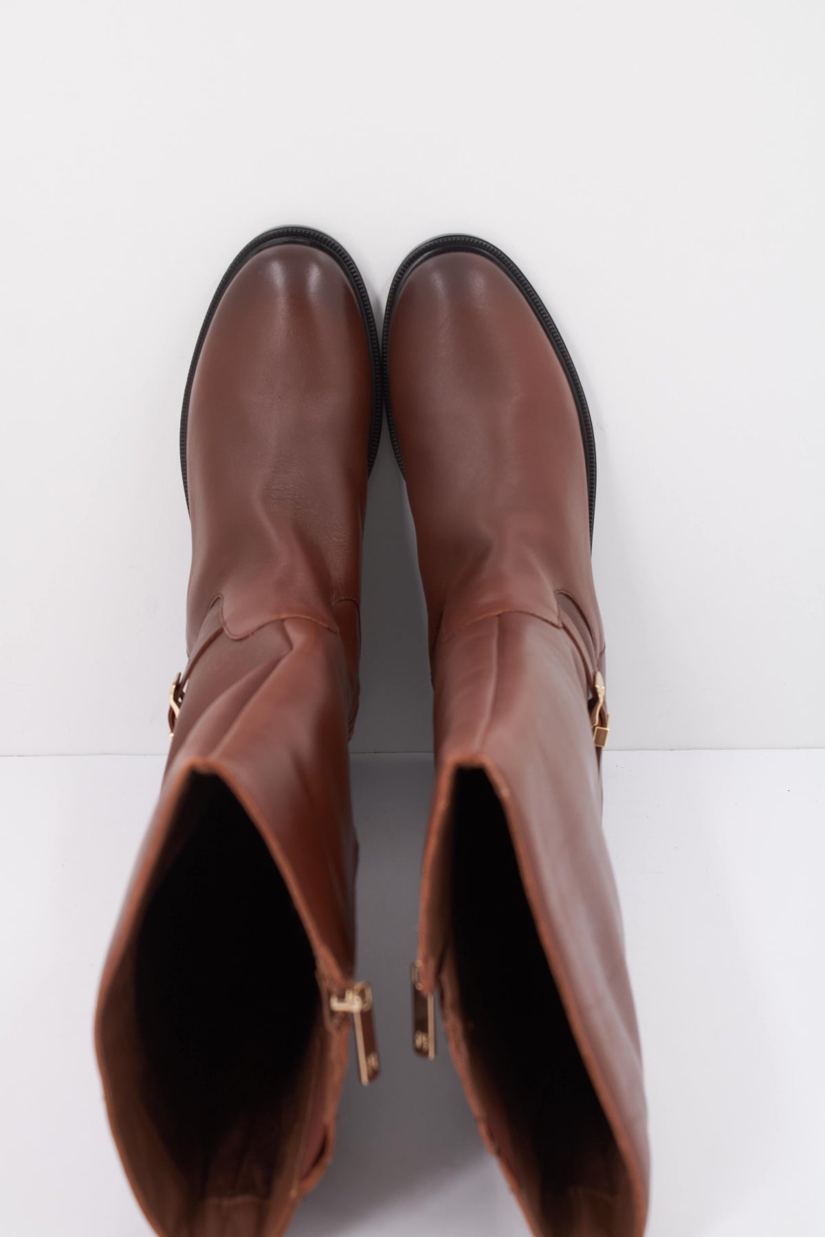 TOMMY HILFIGER FWFW BUCKLE LEATHER KNEE BOOT en color MARRON (3)