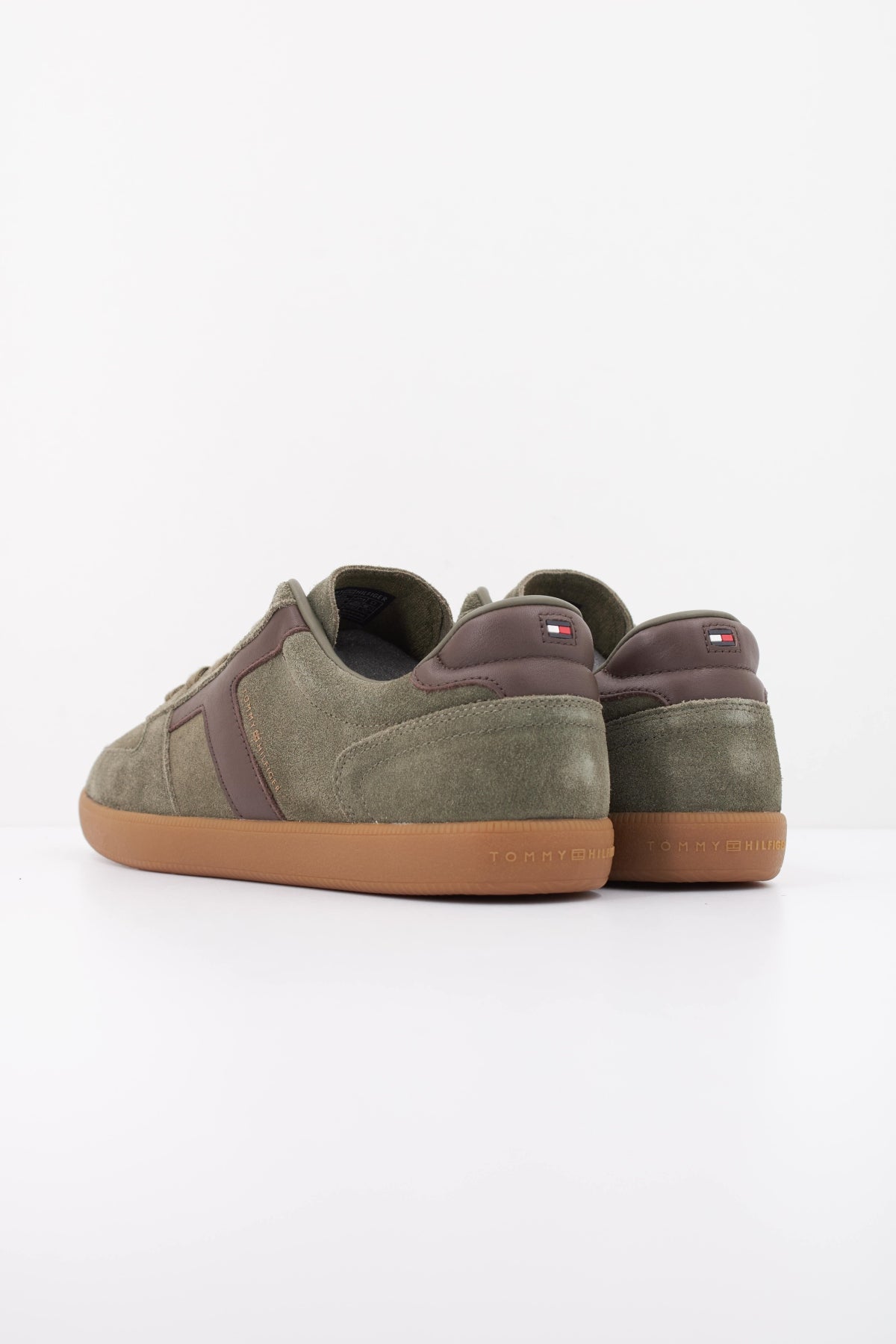 TOMMY HILFIGER FMFM TRIBECA SNEAKER SUEDE en color VERDE (4)