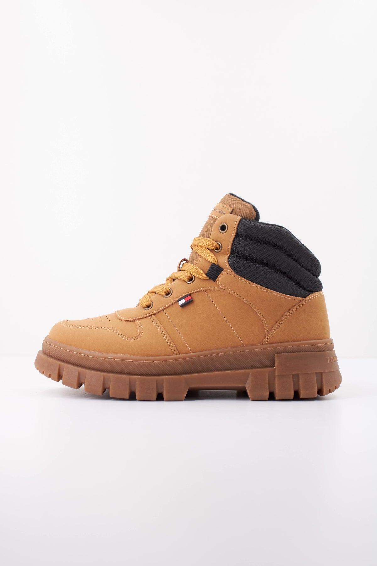 TOMMY HILFIGER LACE-UP BOOTIE en color (1)
