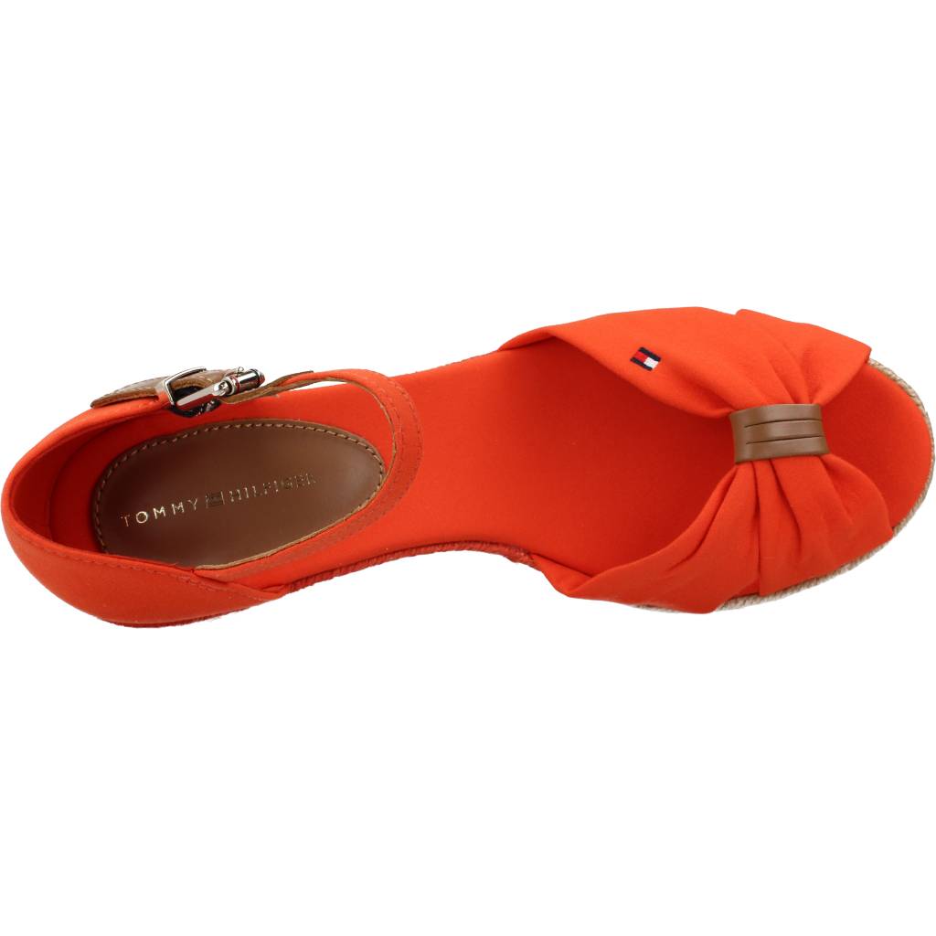 TOMMY HILFIGER BASIC OPEN TOE MID WEDGE en color ROJO (7)