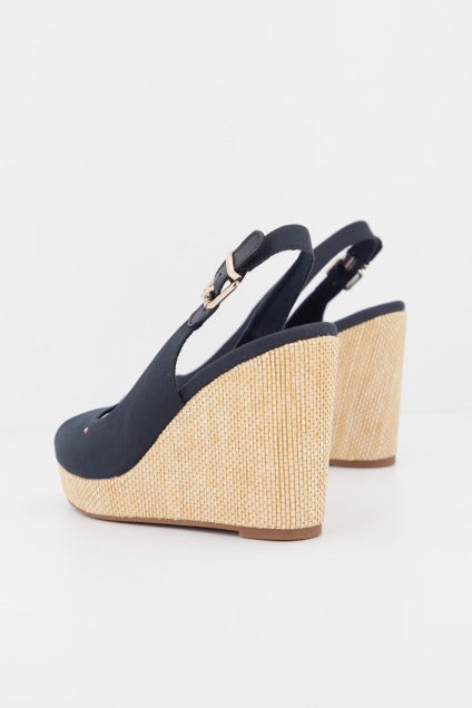 TOMMY HILFIGER ICONIC ELENA SLING BACK en color AZUL (3)