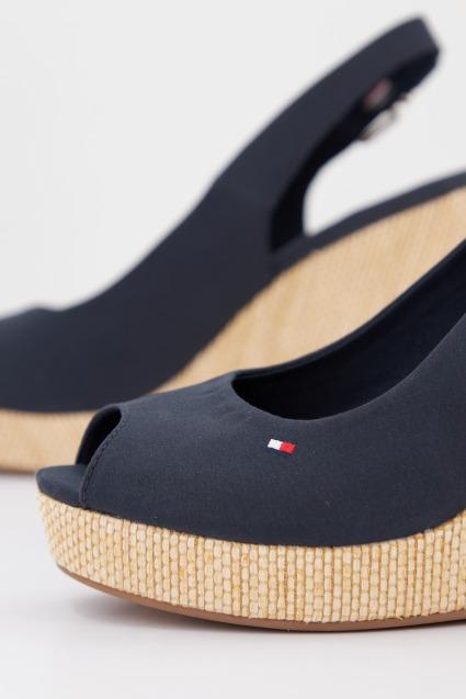 TOMMY HILFIGER ICONIC ELENA SLING BACK en color AZUL (4)