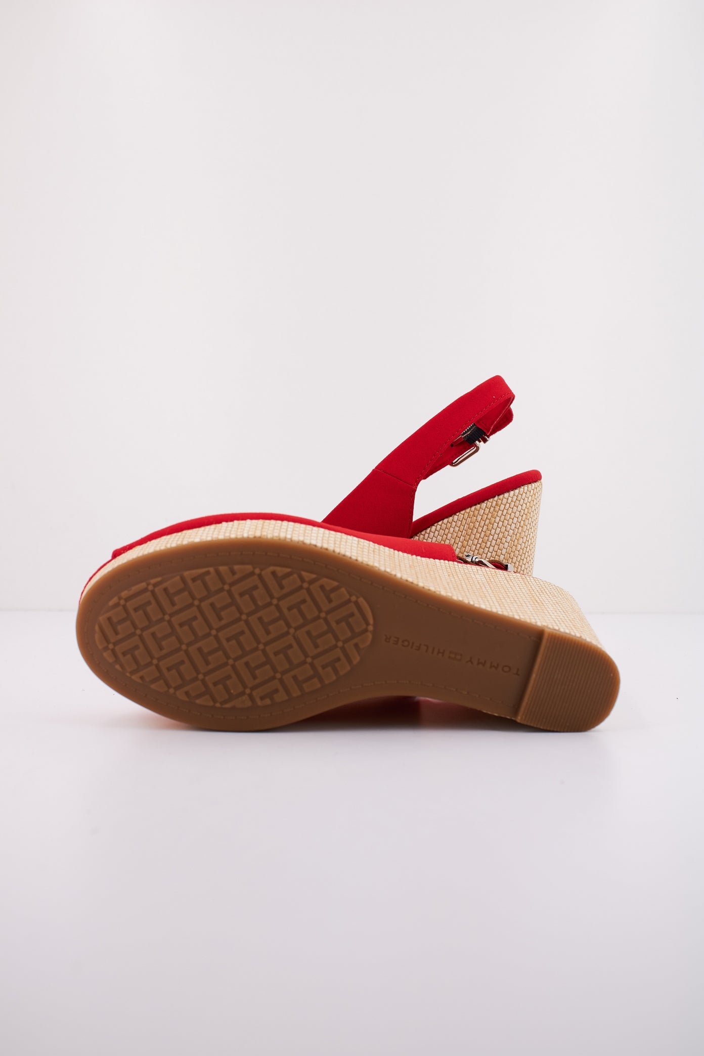TOMMY HILFIGER ICONIC ELENA SLING BACK en color ROJO (4)