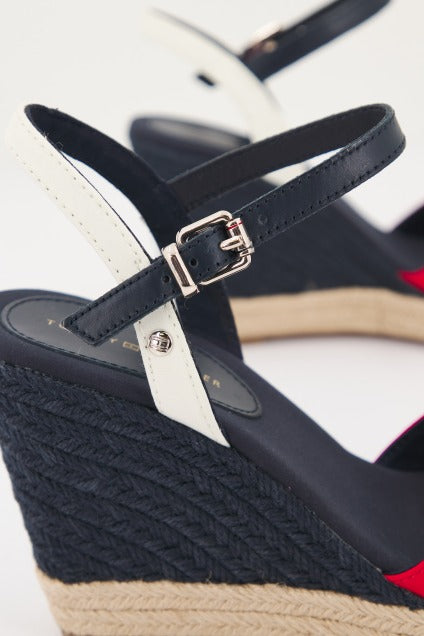 TOMMY HILFIGER BASIC CLOSED TOE HIGH WE en color ROJO (4)