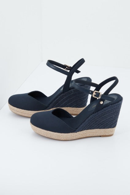 TOMMY HILFIGER BASIC CLOSED TOE HIGH WE en color AZUL (1)