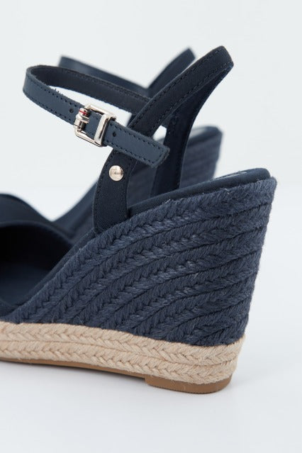 TOMMY HILFIGER BASIC CLOSED TOE HIGH WE en color AZUL (2)