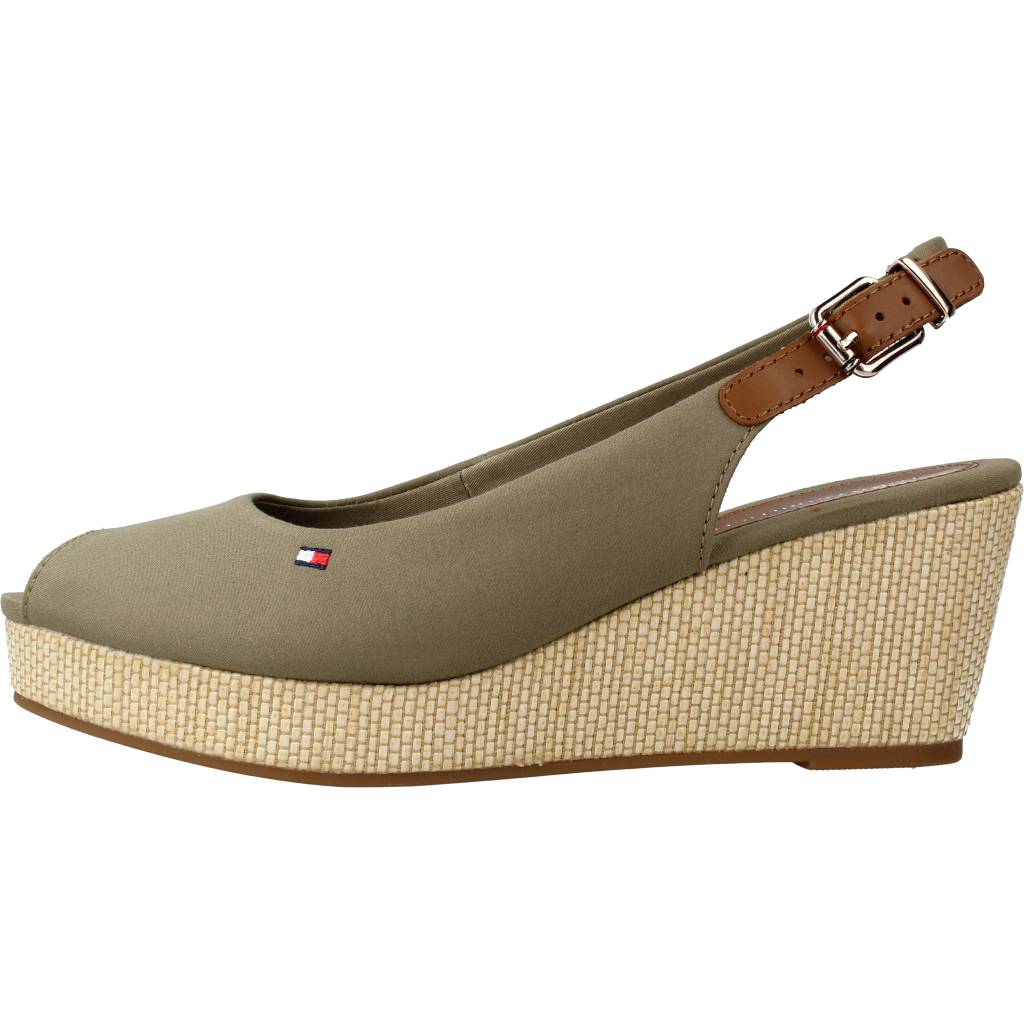 TOMMY HILFIGER ICONIC ELBA SLING BACK W en color VERDE (2)